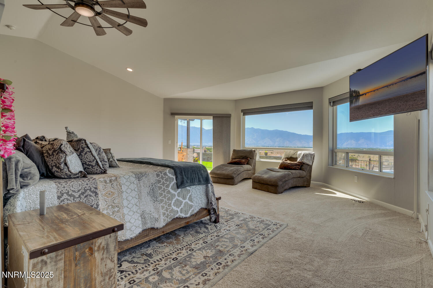 Gardnerville, Nevada, 89410, United States, 4 Bedrooms Bedrooms, ,4 BathroomsBathrooms,Residential,Active,1926664