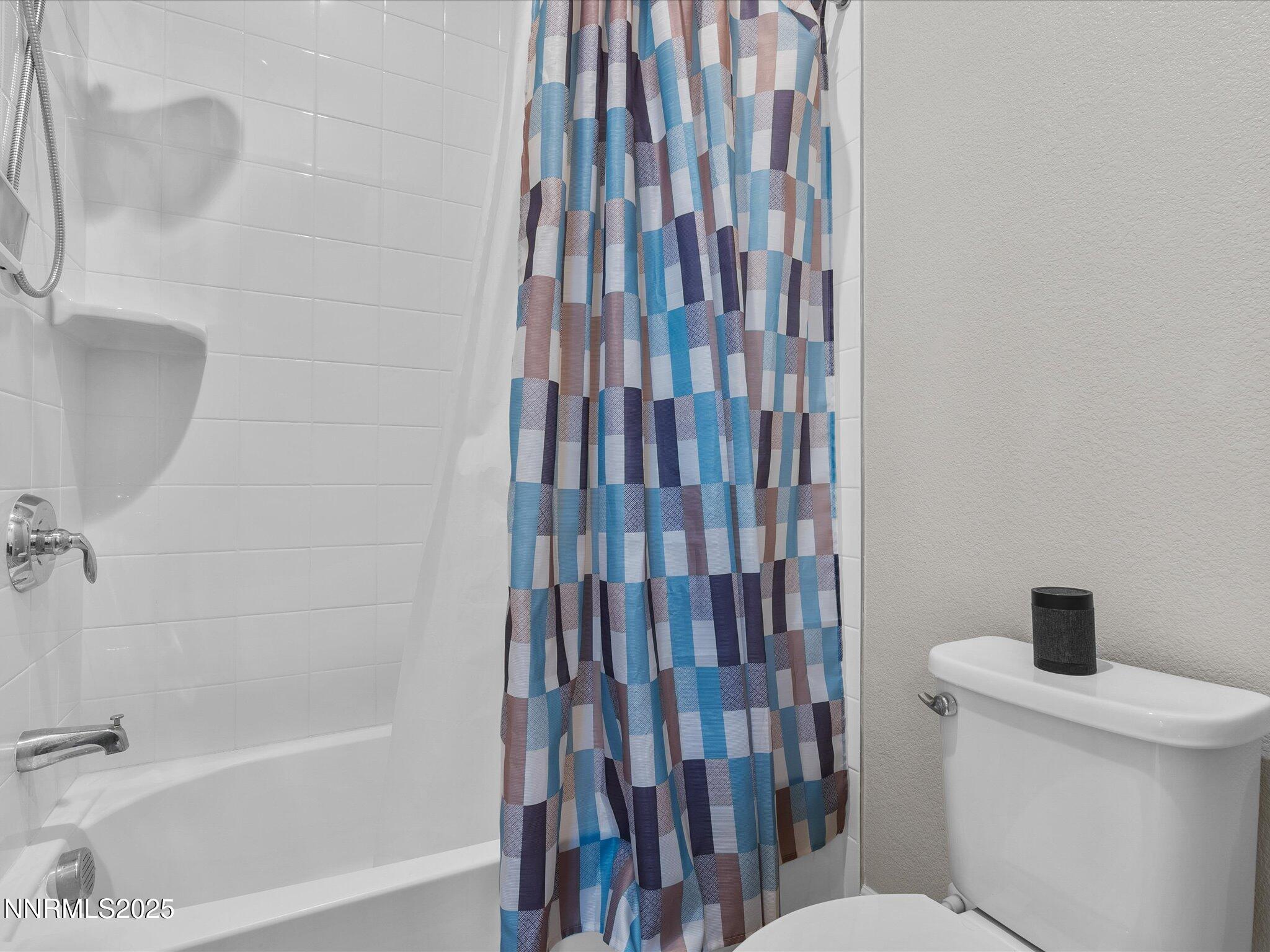 Reno, Nevada, 89521, United States, 3 Bedrooms Bedrooms, ,4 BathroomsBathrooms,Residential,Active,1884971