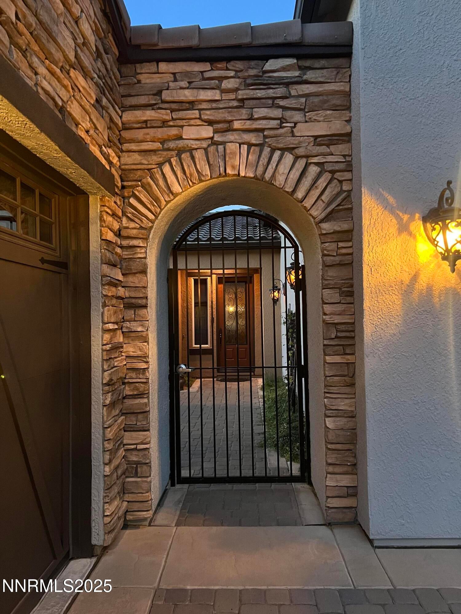 Reno, Nevada, 89519, United States, 4 Bedrooms Bedrooms, ,3 BathroomsBathrooms,Residential,Active,1952482