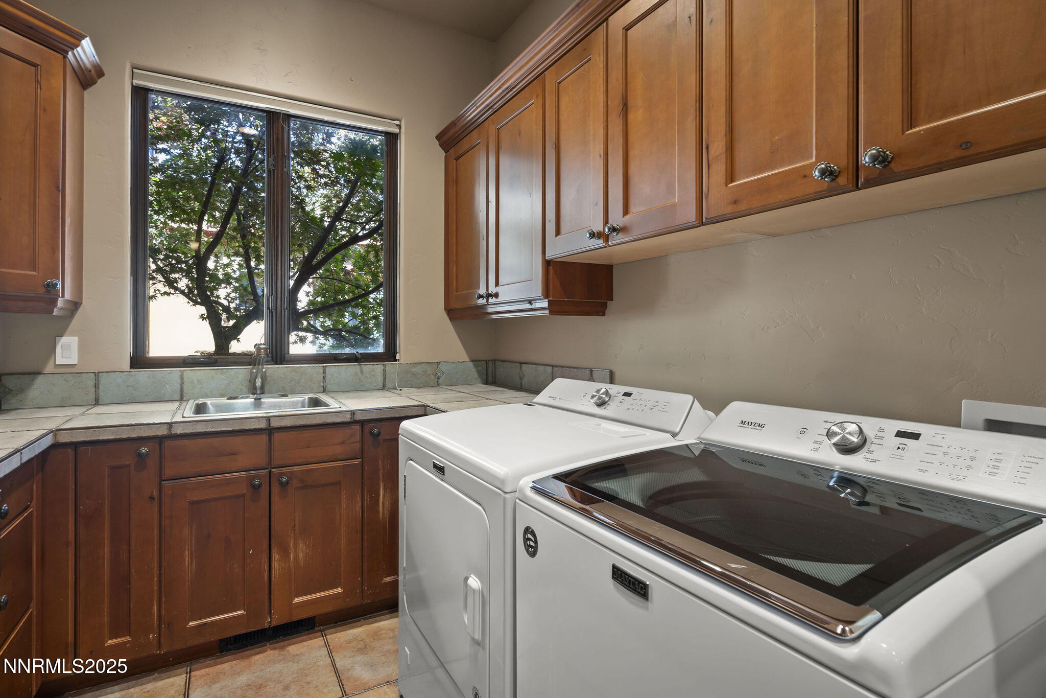 Reno, Nevada, 89519, United States, 5 Bedrooms Bedrooms, ,7 BathroomsBathrooms,Residential,Active,1963427