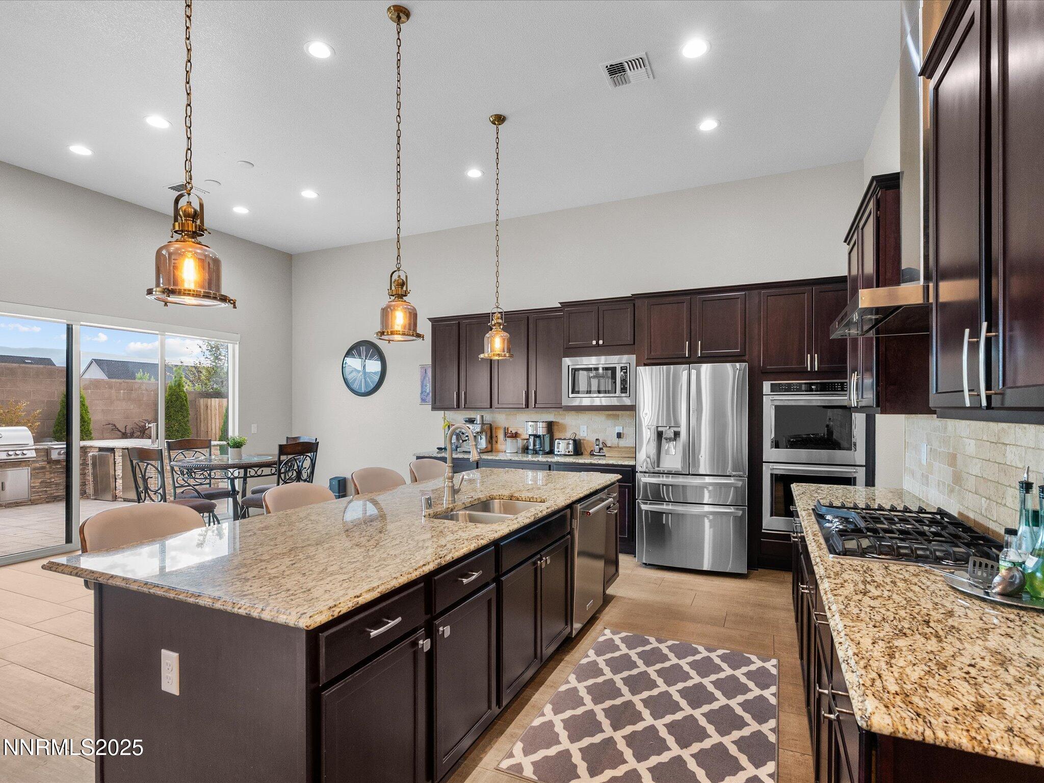 Reno, Nevada, 89521, United States, 3 Bedrooms Bedrooms, ,4 BathroomsBathrooms,Residential,Active,1884971