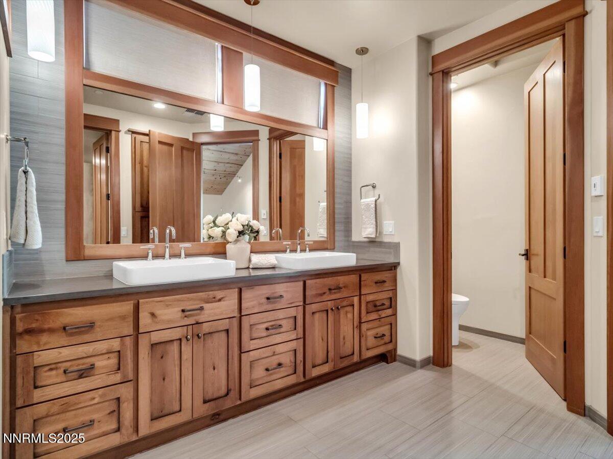 Gardnerville, Nevada, 89460, United States, 5 Bedrooms Bedrooms, ,7 BathroomsBathrooms,Residential,Active,1941107