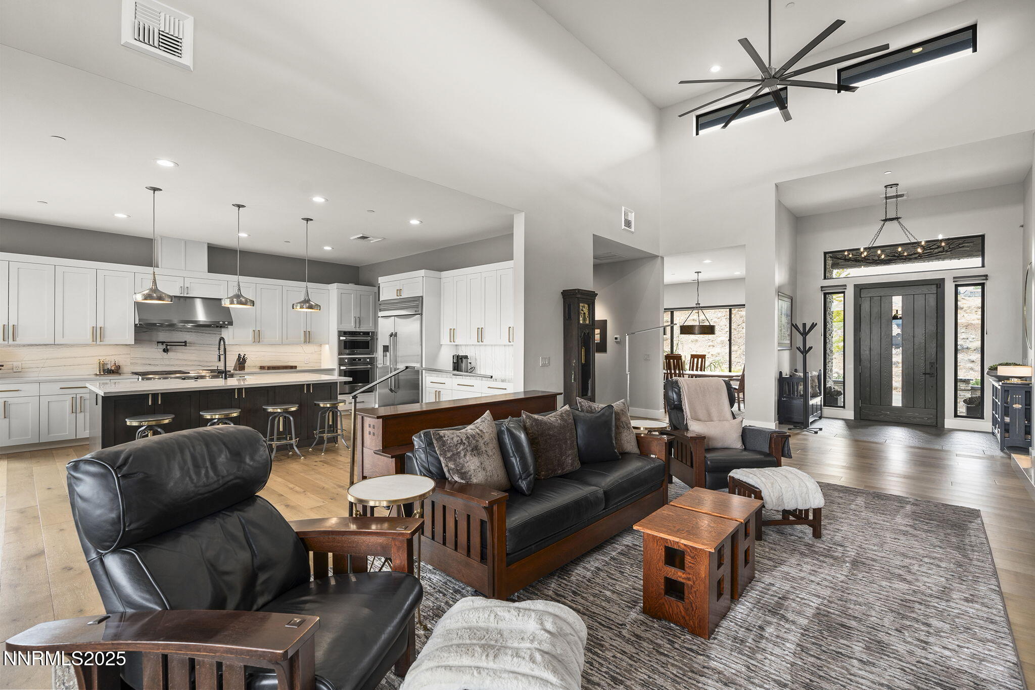 Sparks, Nevada, 89436, United States, 5 Bedrooms Bedrooms, ,4 BathroomsBathrooms,Residential,Active,1942357