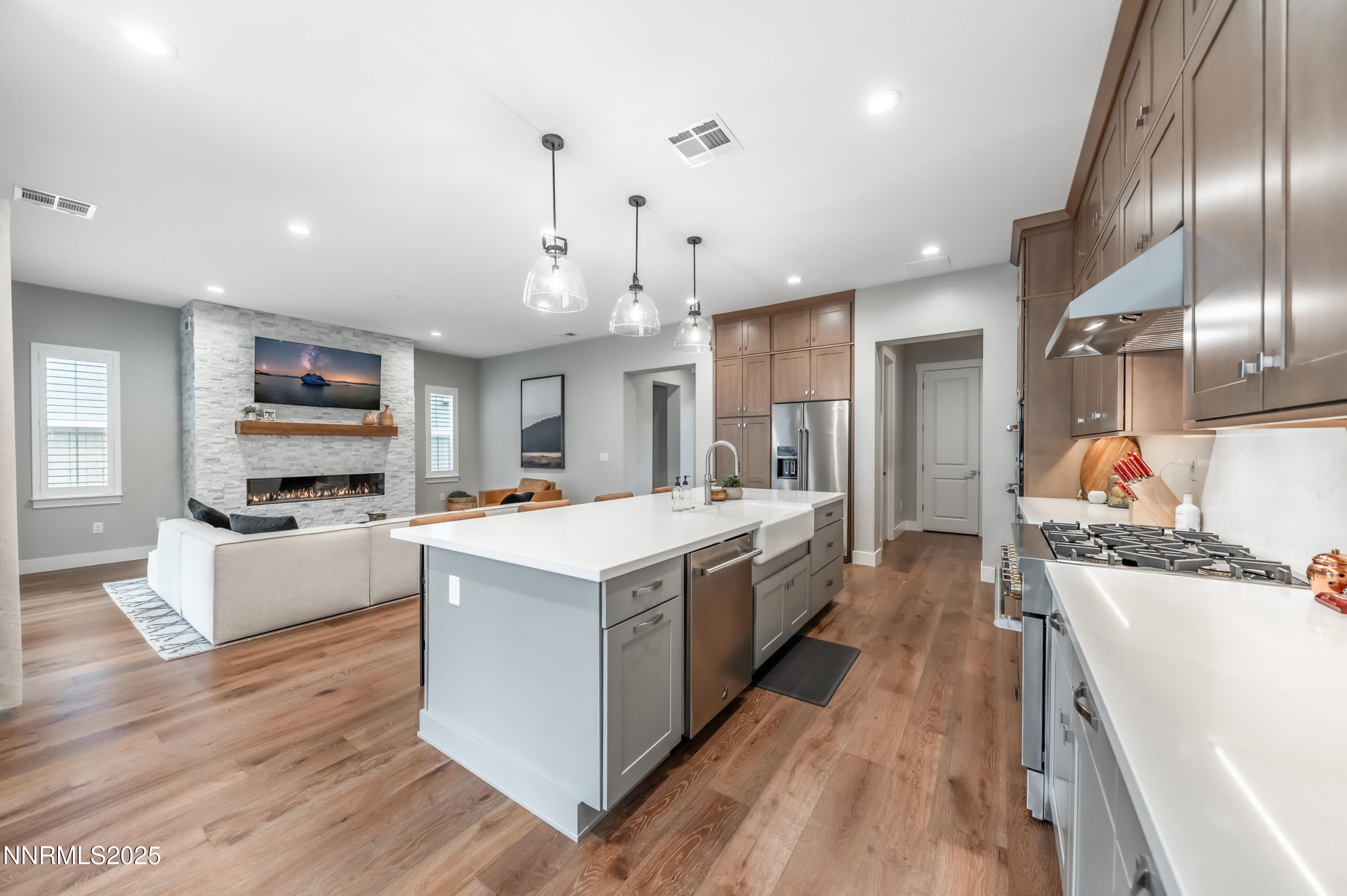 Reno, Nevada, 89511, United States, 5 Bedrooms Bedrooms, ,5 BathroomsBathrooms,Residential,Active,1992288