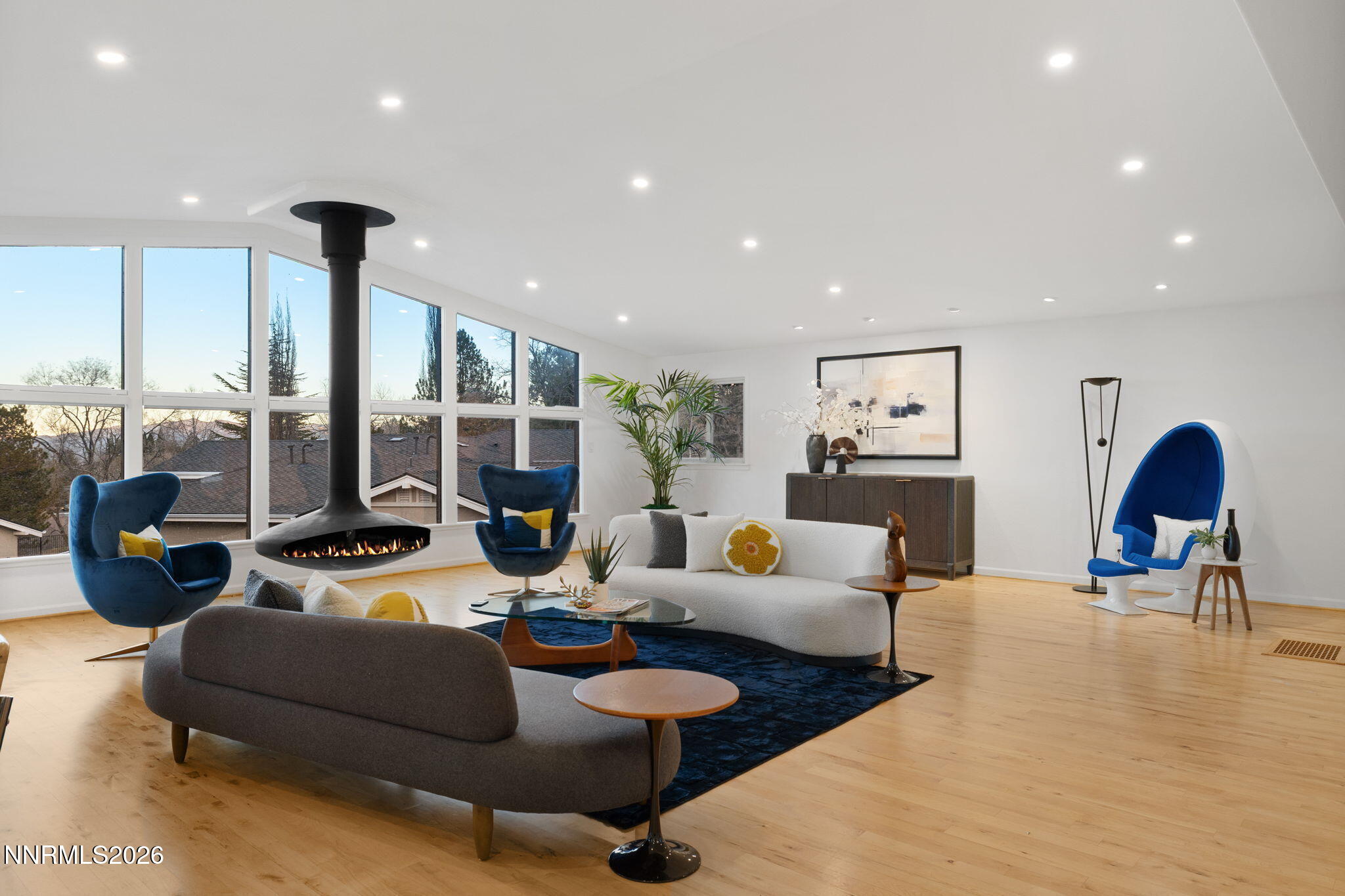 Reno, Nevada, 89519, United States, 4 Bedrooms Bedrooms, ,4 BathroomsBathrooms,Residential,Active,1952499