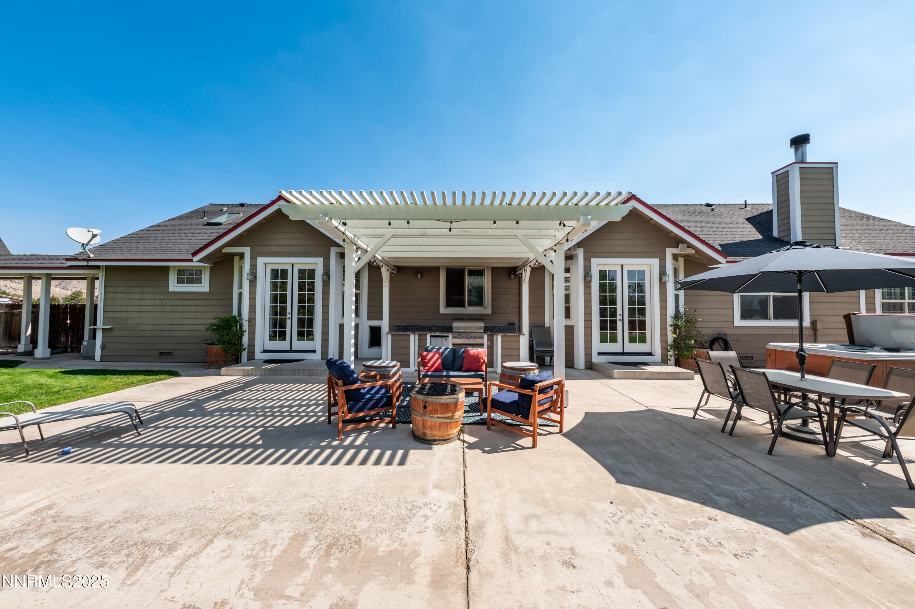 Minden, Nevada, 89423, United States, 4 Bedrooms Bedrooms, ,3 BathroomsBathrooms,Residential,Active,1987210