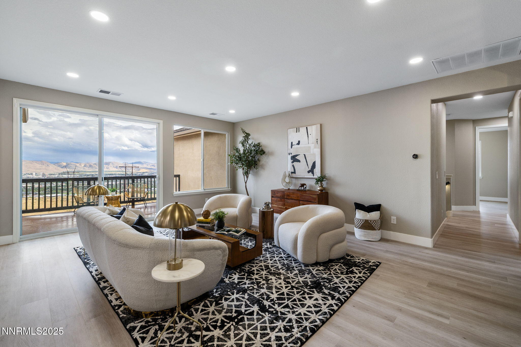 Reno, Nevada, 89512, United States, 5 Bedrooms Bedrooms, ,4 BathroomsBathrooms,Residential,Active,1945309