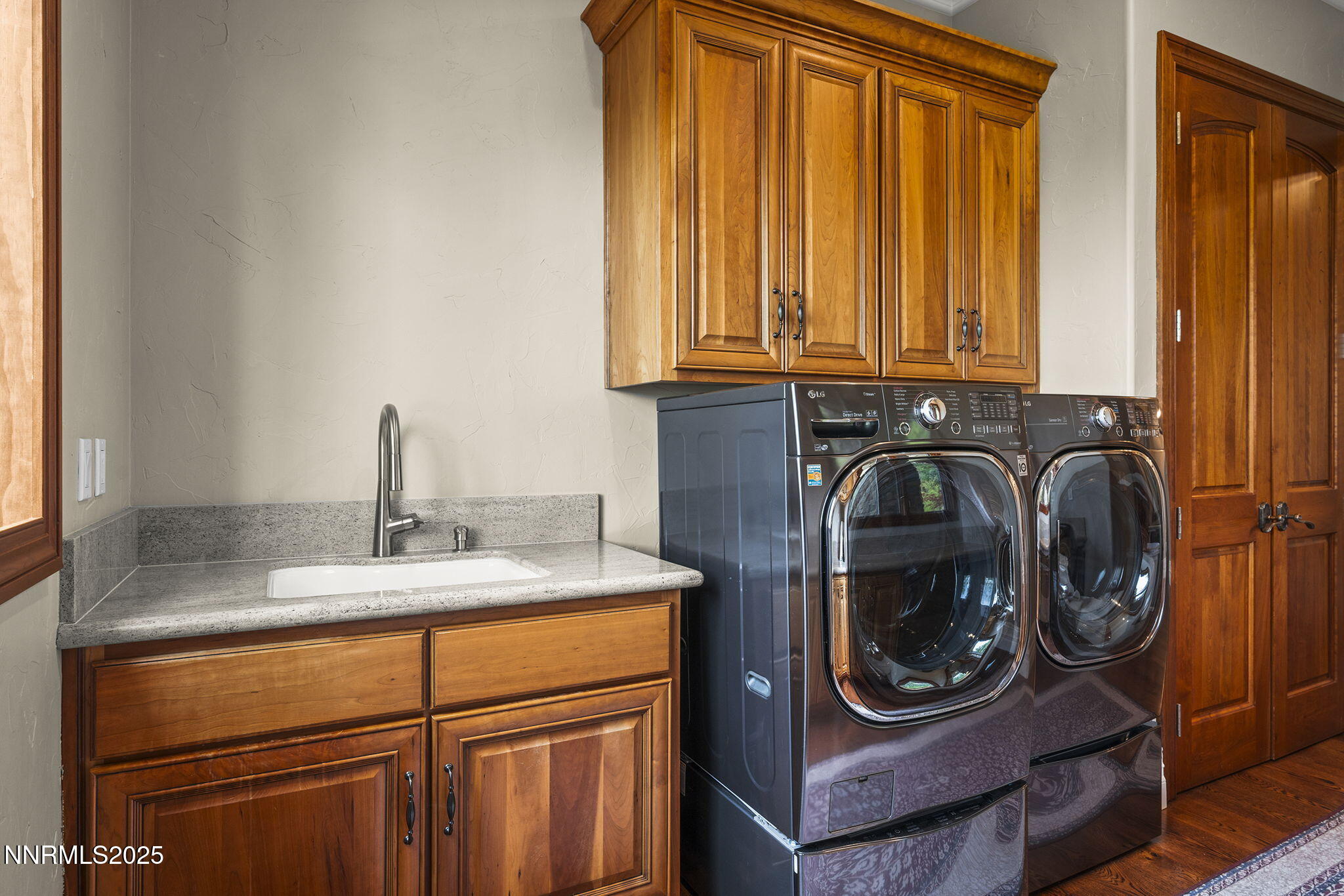 Reno, Nevada, 89511, United States, 4 Bedrooms Bedrooms, ,5 BathroomsBathrooms,Residential,Active,1929458