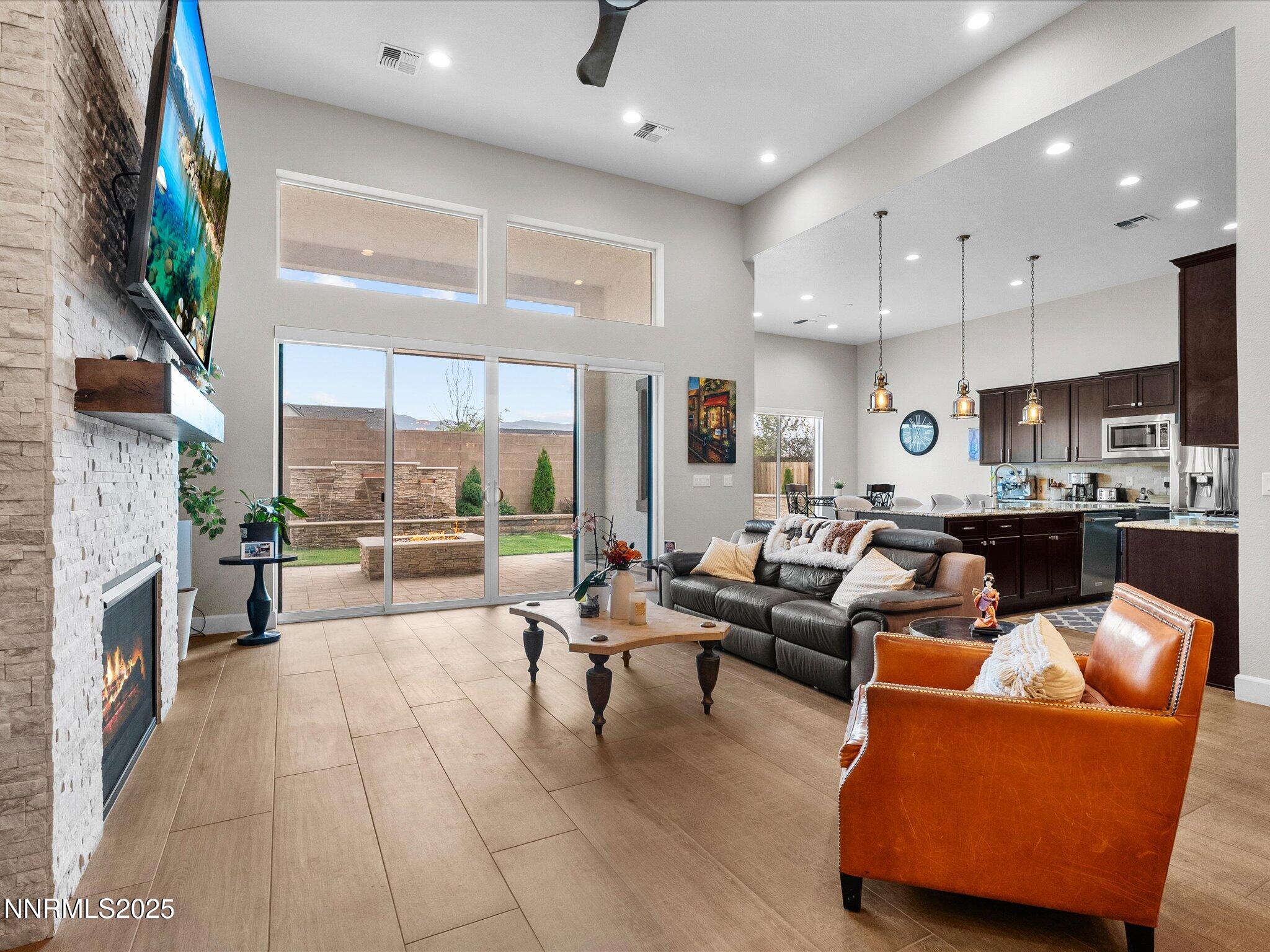 Reno, Nevada, 89521, United States, 3 Bedrooms Bedrooms, ,4 BathroomsBathrooms,Residential,Active,1884971