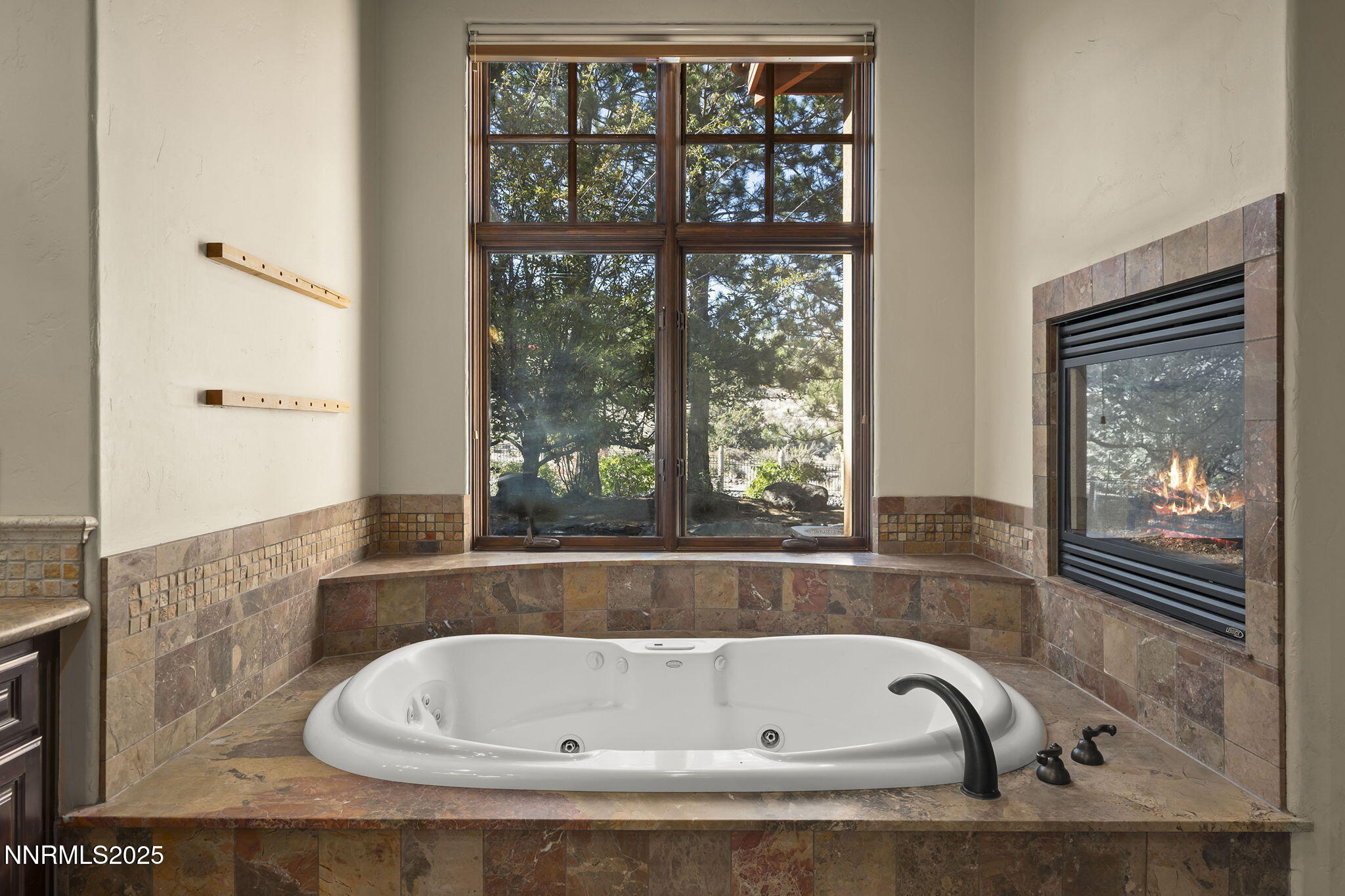 Reno, Nevada, 89519, United States, 5 Bedrooms Bedrooms, ,7 BathroomsBathrooms,Residential,Active,1963427