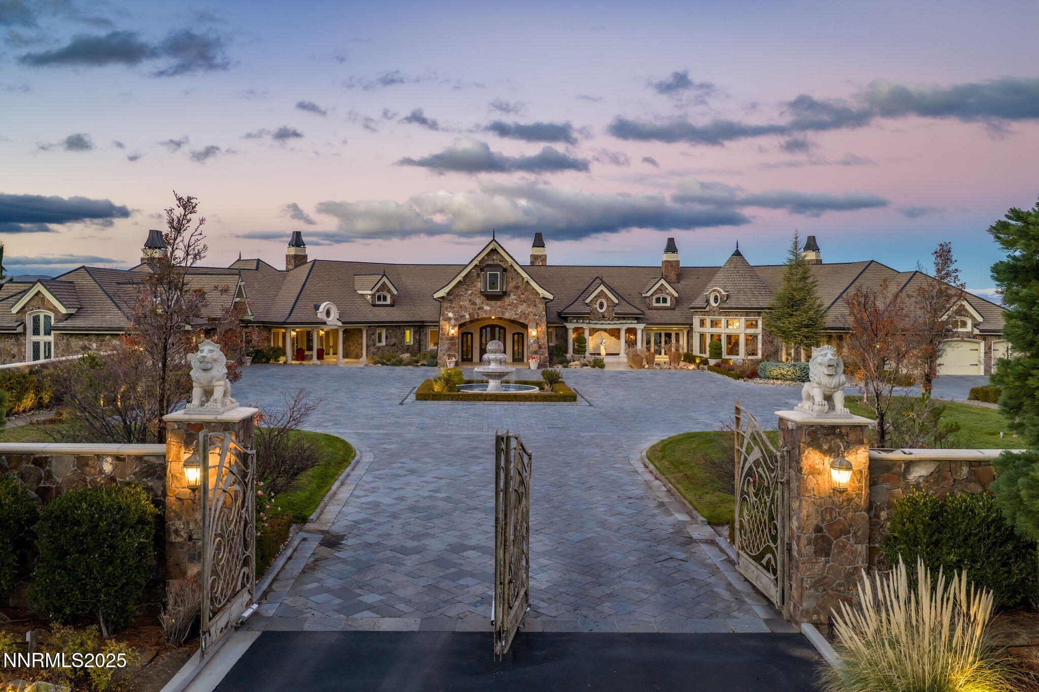 Reno, Nevada, 89509, United States, 4 Bedrooms Bedrooms, ,8 BathroomsBathrooms,Residential,Active,1997552