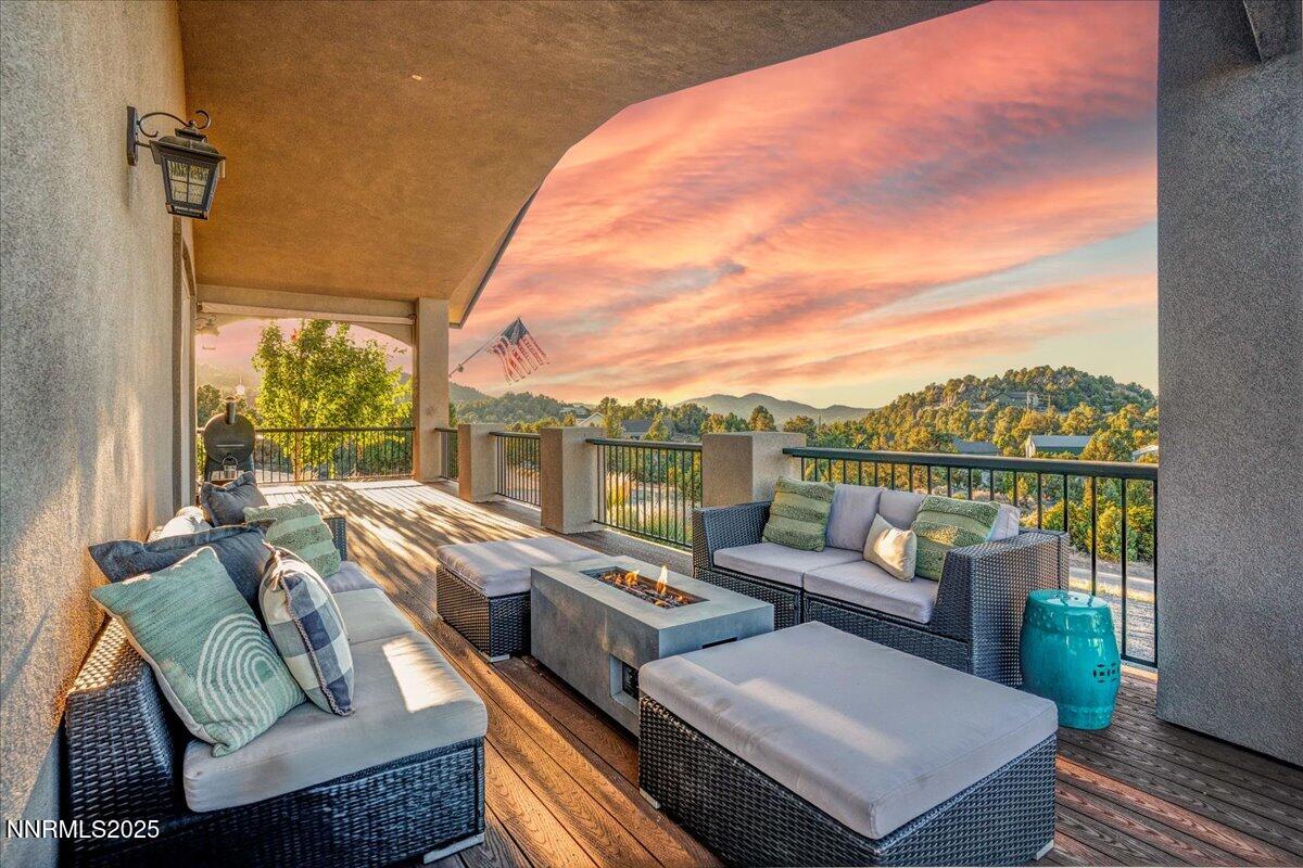 Reno, Nevada, 89521, United States, 5 Bedrooms Bedrooms, ,5 BathroomsBathrooms,Residential,Active,1894204