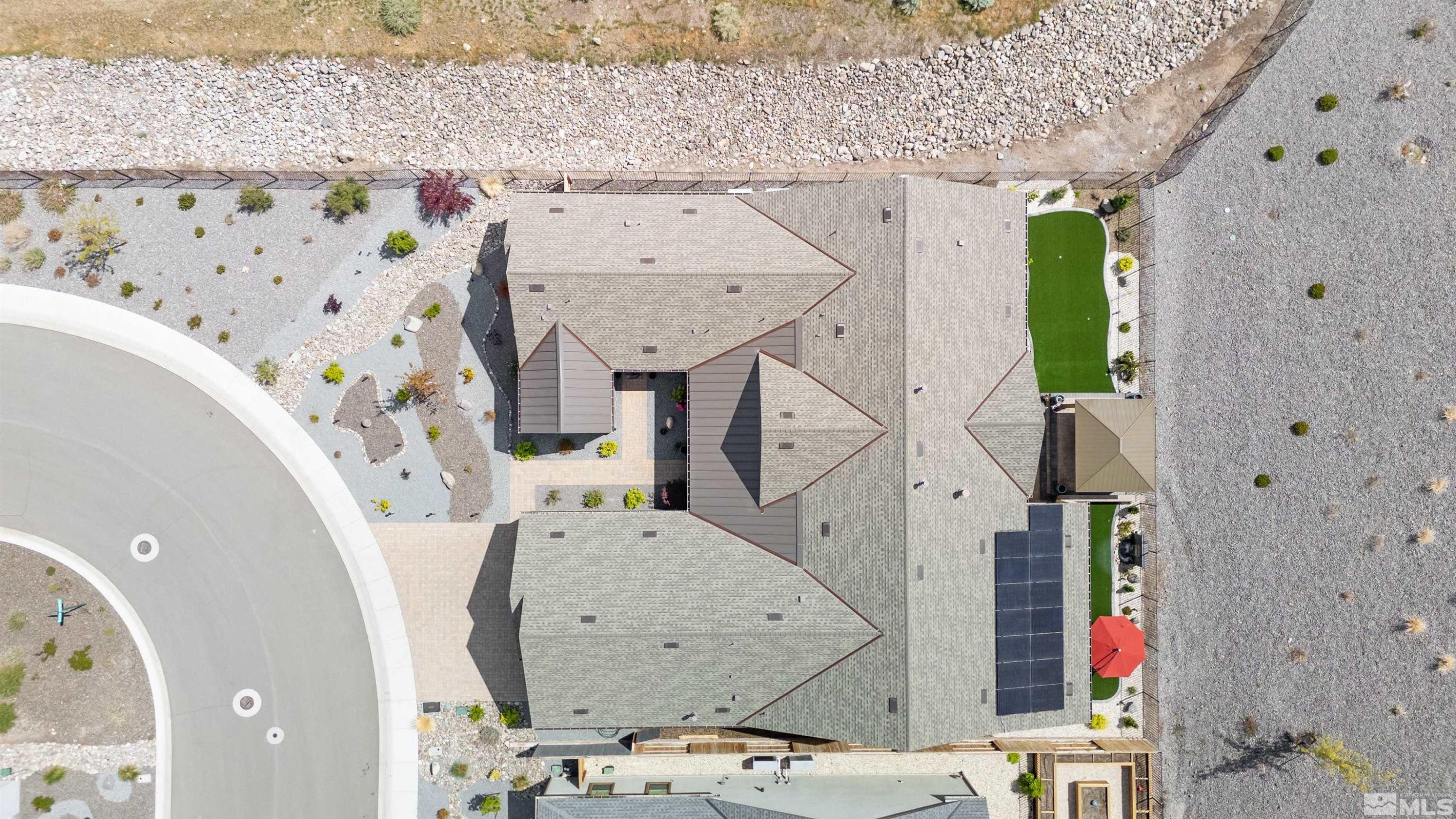 Reno, Nevada, 89521, United States, 4 Bedrooms Bedrooms, ,5 BathroomsBathrooms,Residential,Active,2007132