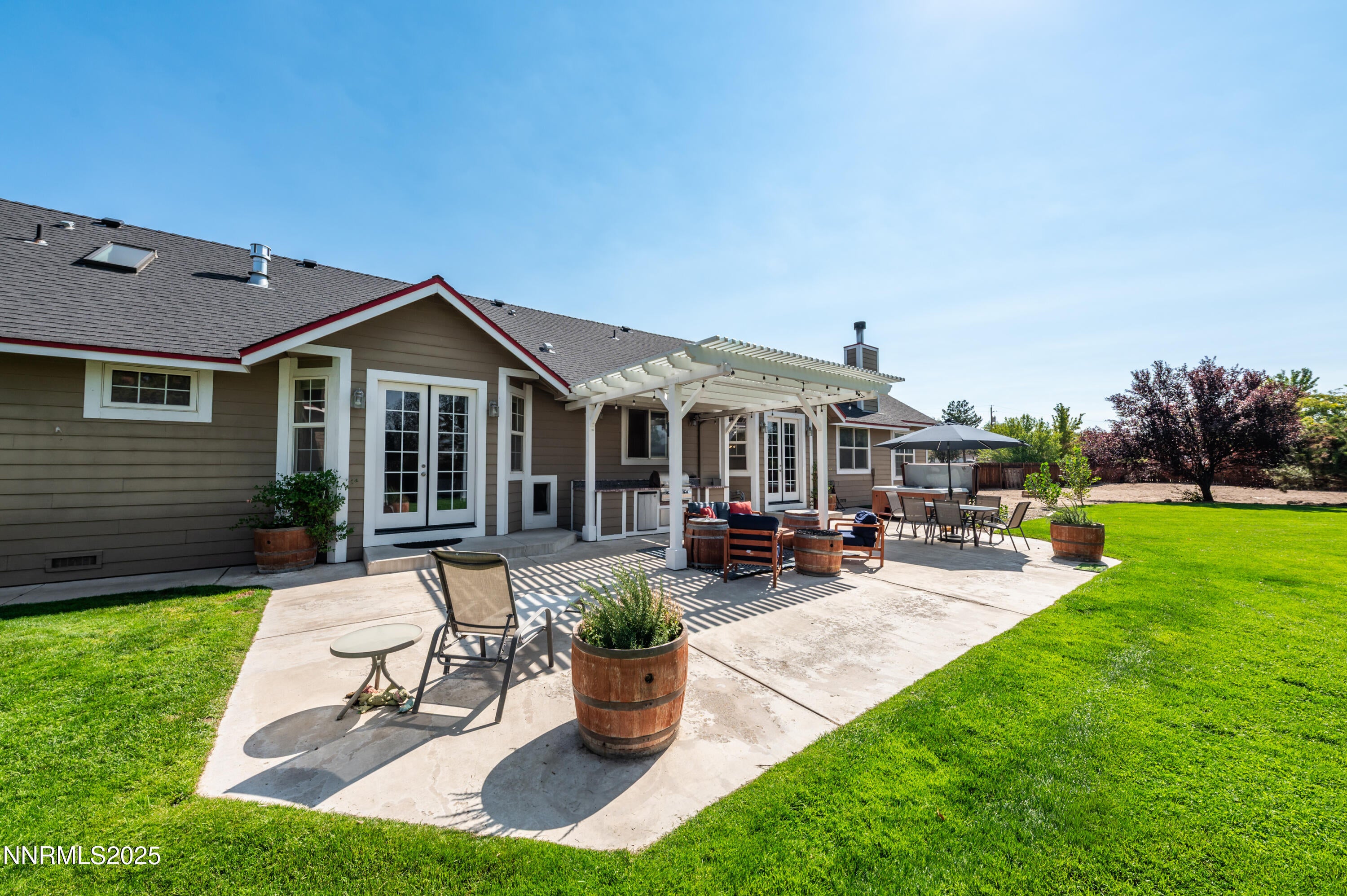 Minden, Nevada, 89423, United States, 4 Bedrooms Bedrooms, ,3 BathroomsBathrooms,Residential,Active,1987210