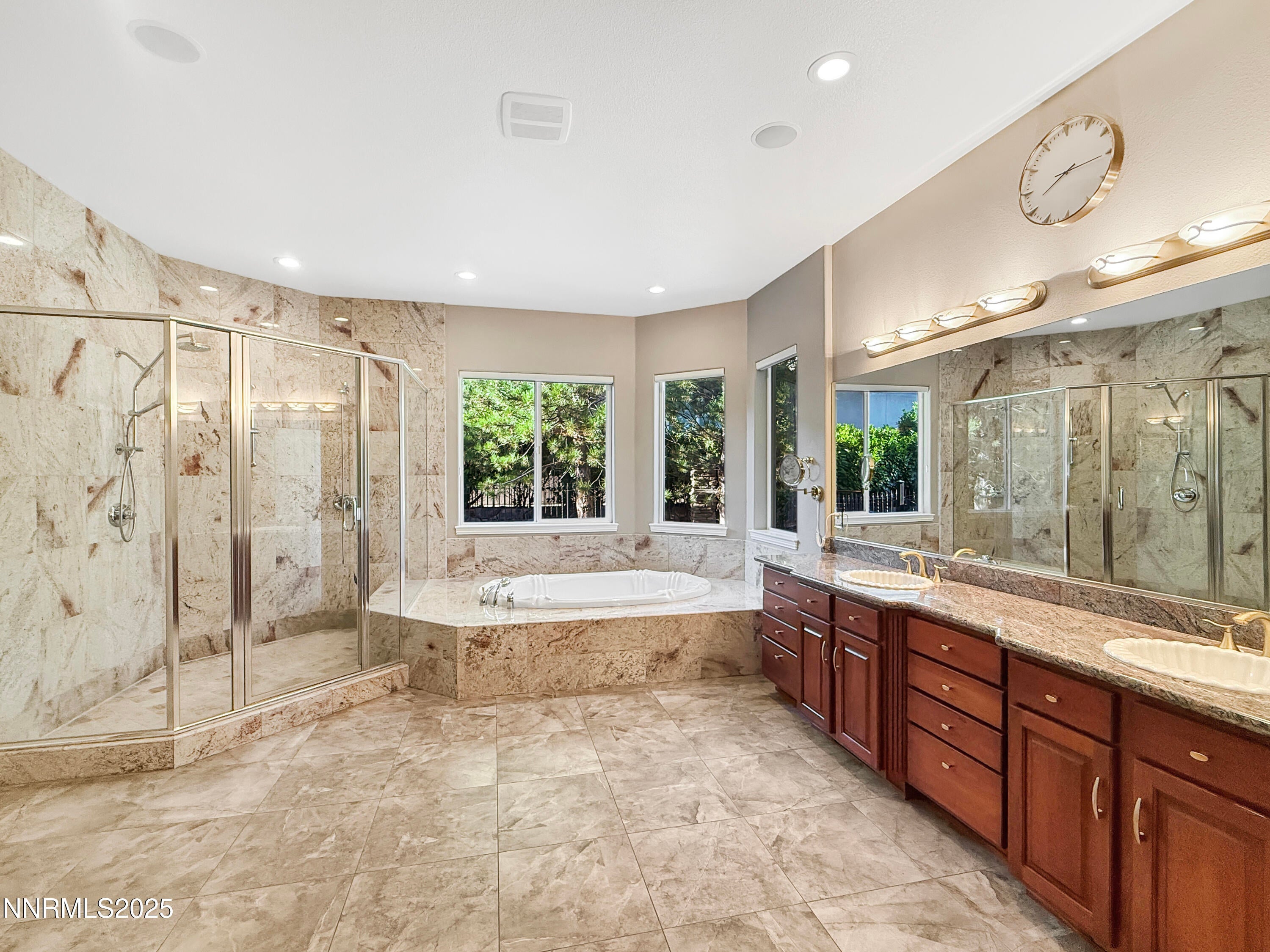 Reno, Nevada, 89511, United States, 4 Bedrooms Bedrooms, ,6 BathroomsBathrooms,Residential,Active,1936686