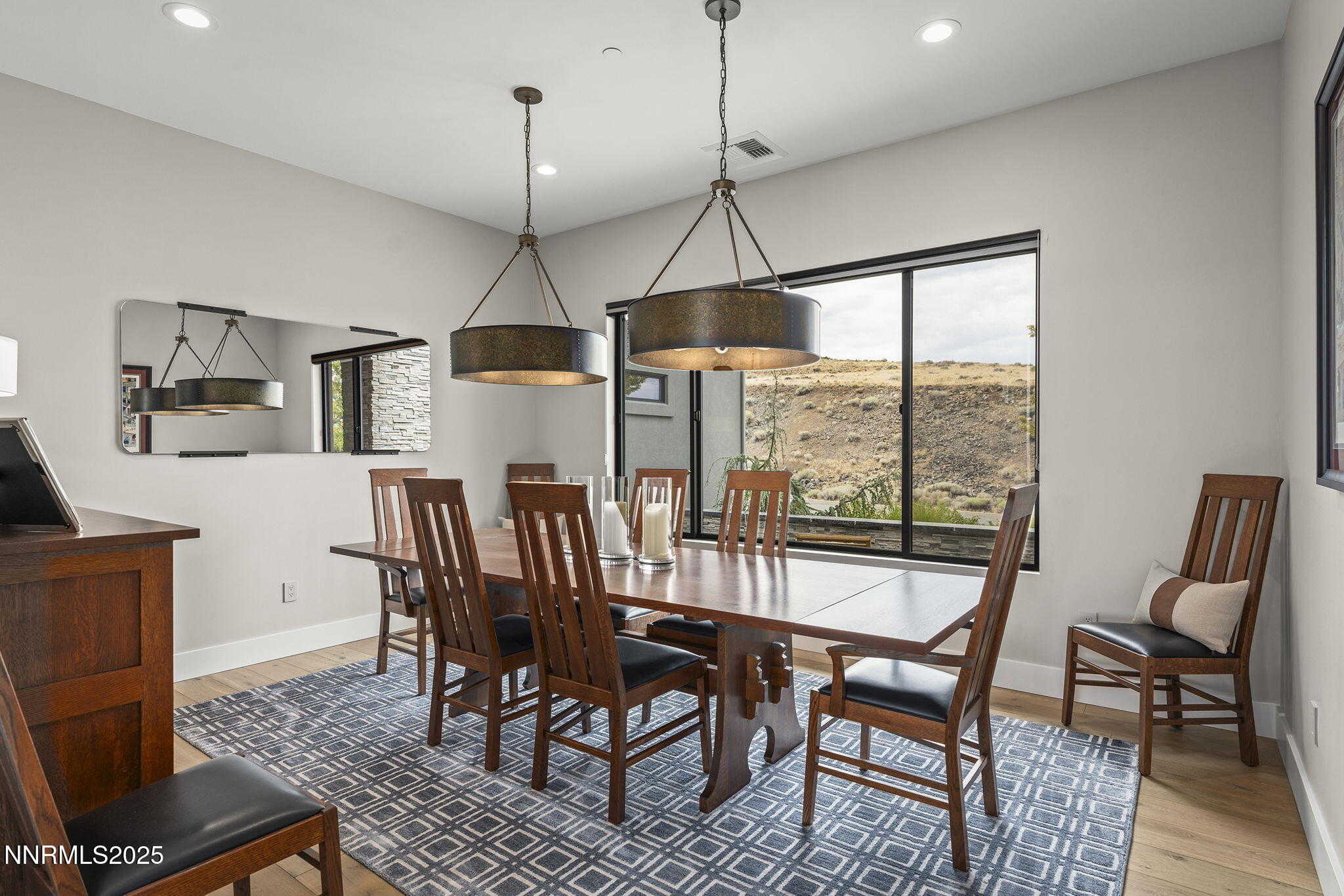 Sparks, Nevada, 89436, United States, 5 Bedrooms Bedrooms, ,4 BathroomsBathrooms,Residential,Active,1942357