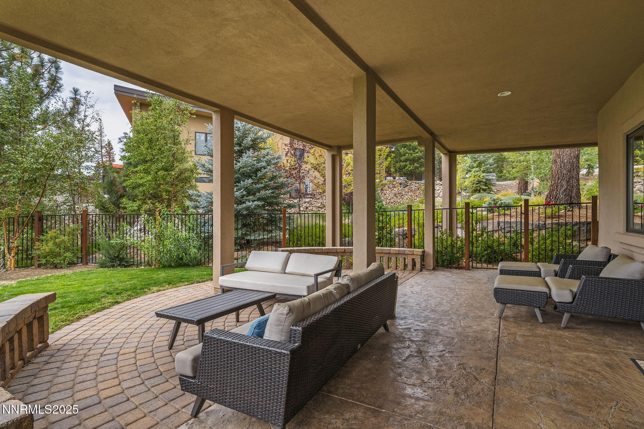 Reno, Nevada, 89511, United States, 4 Bedrooms Bedrooms, ,5 BathroomsBathrooms,Residential,Active,1929458