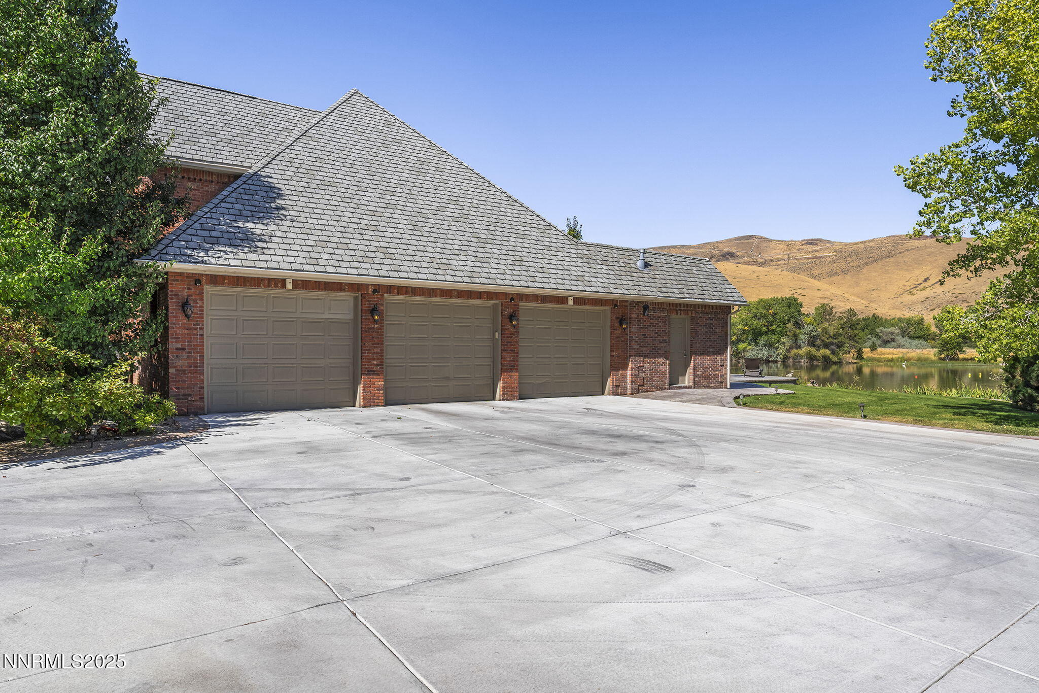 Reno, Nevada, 89521, United States, 6 Bedrooms Bedrooms, ,8 BathroomsBathrooms,Residential,Active,1945344