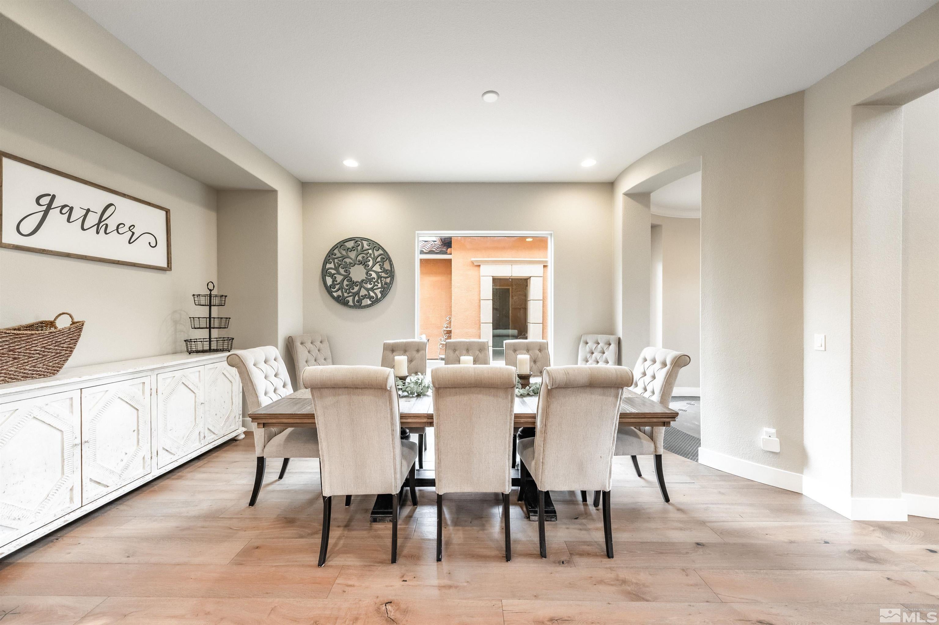 Reno, Nevada, 89511, United States, 5 Bedrooms Bedrooms, ,6 BathroomsBathrooms,Residential,Active,1781522