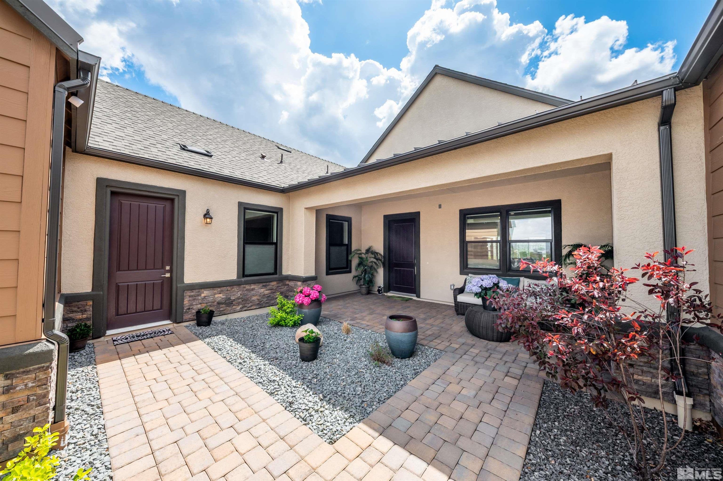 Reno, Nevada, 89521, United States, 4 Bedrooms Bedrooms, ,5 BathroomsBathrooms,Residential,Active,2007132