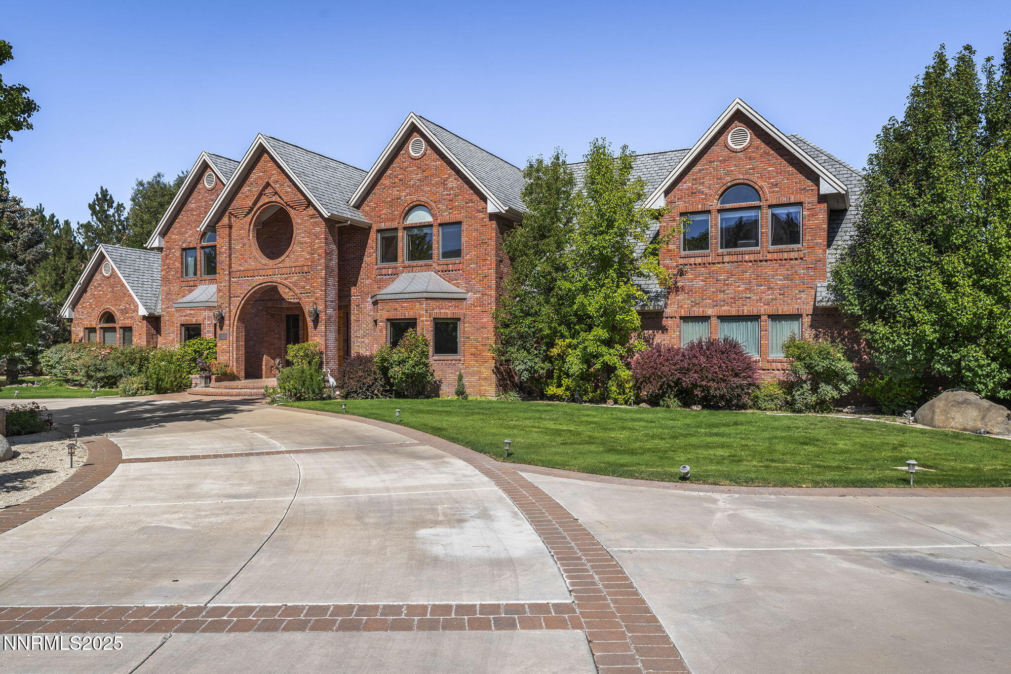 Reno, Nevada, 89521, United States, 6 Bedrooms Bedrooms, ,8 BathroomsBathrooms,Residential,Active,1945344