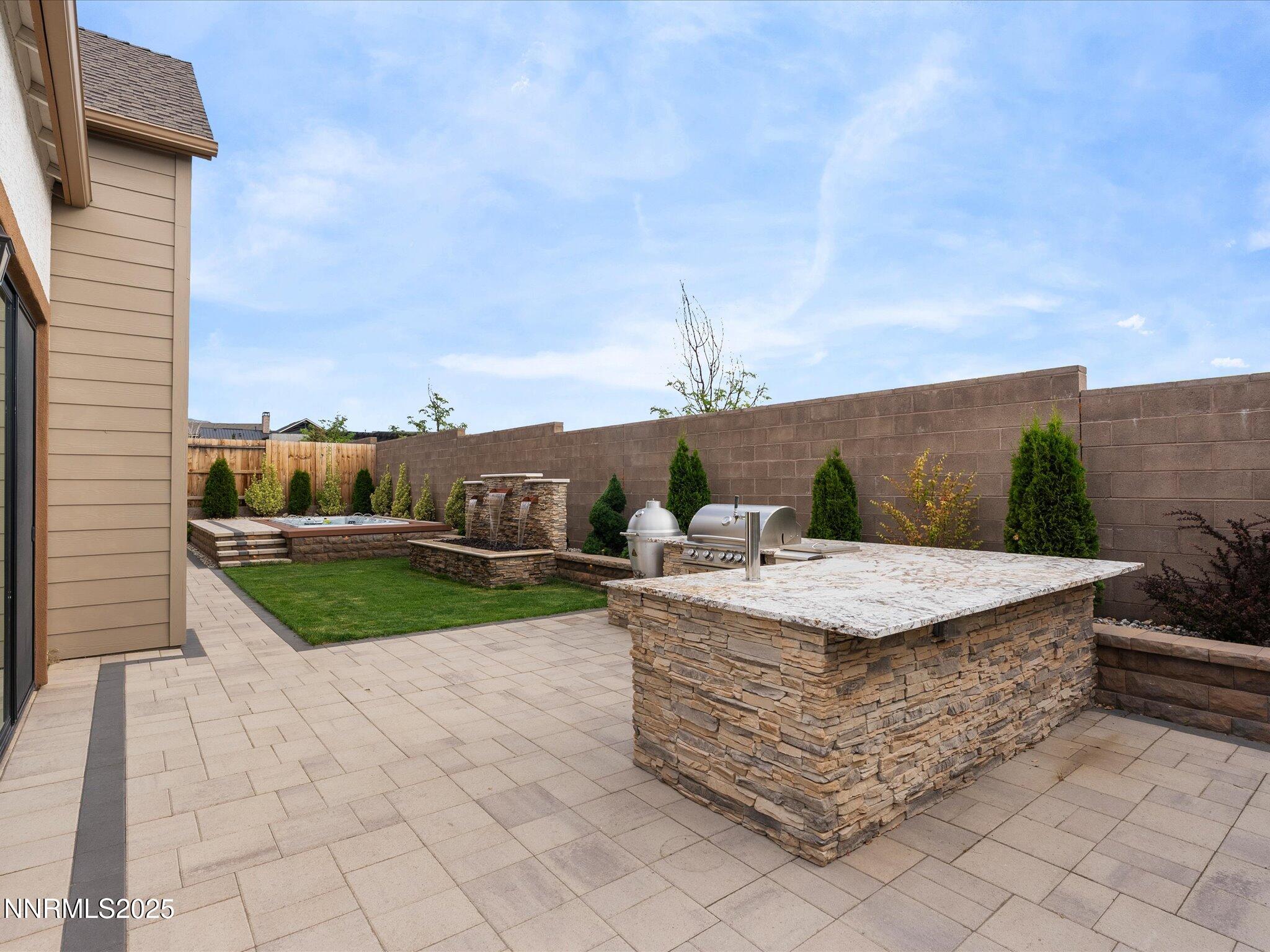 Reno, Nevada, 89521, United States, 3 Bedrooms Bedrooms, ,4 BathroomsBathrooms,Residential,Active,1884971