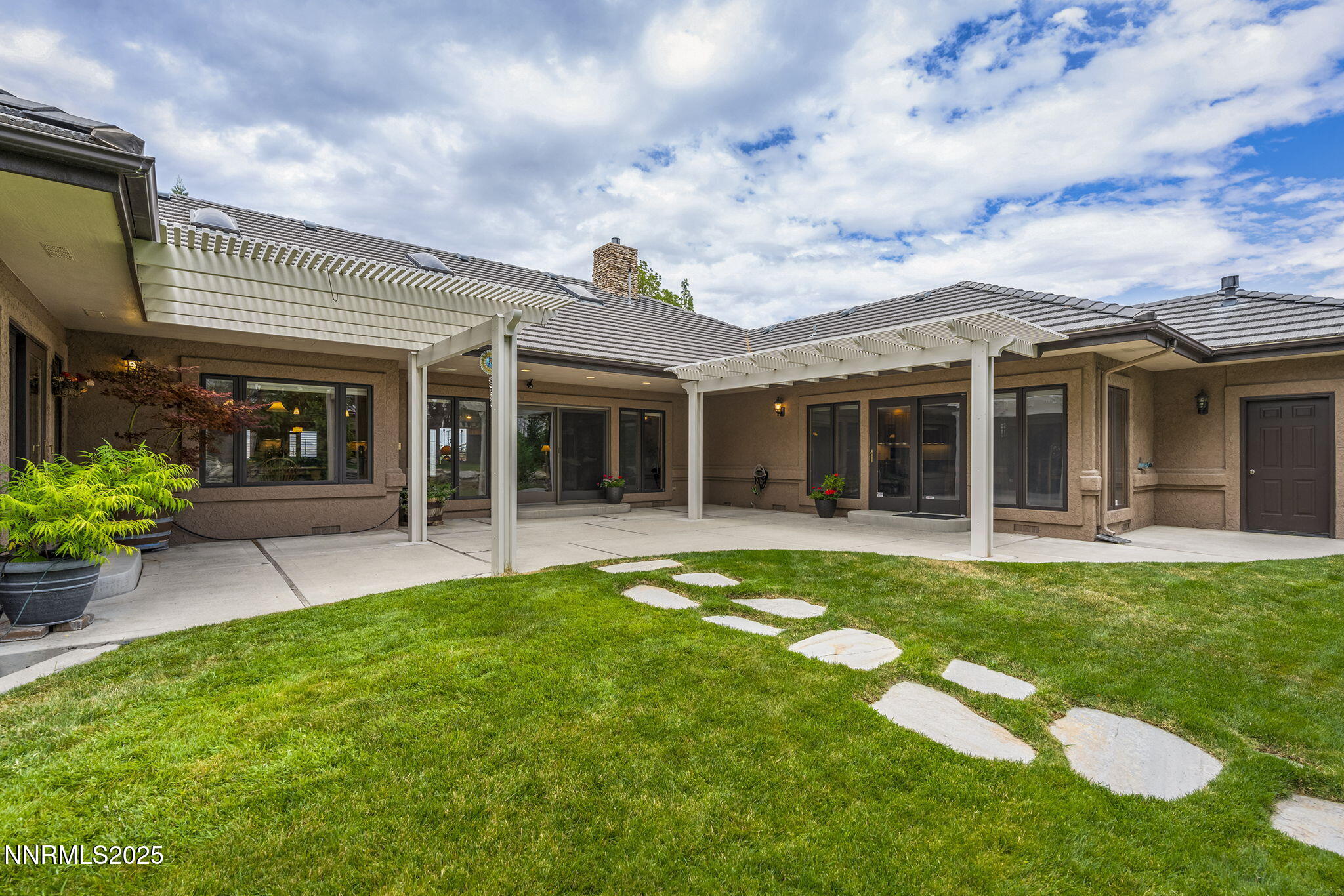 Reno, Nevada, 89509, United States, ,5 BathroomsBathrooms,Residential,Active,1899918
