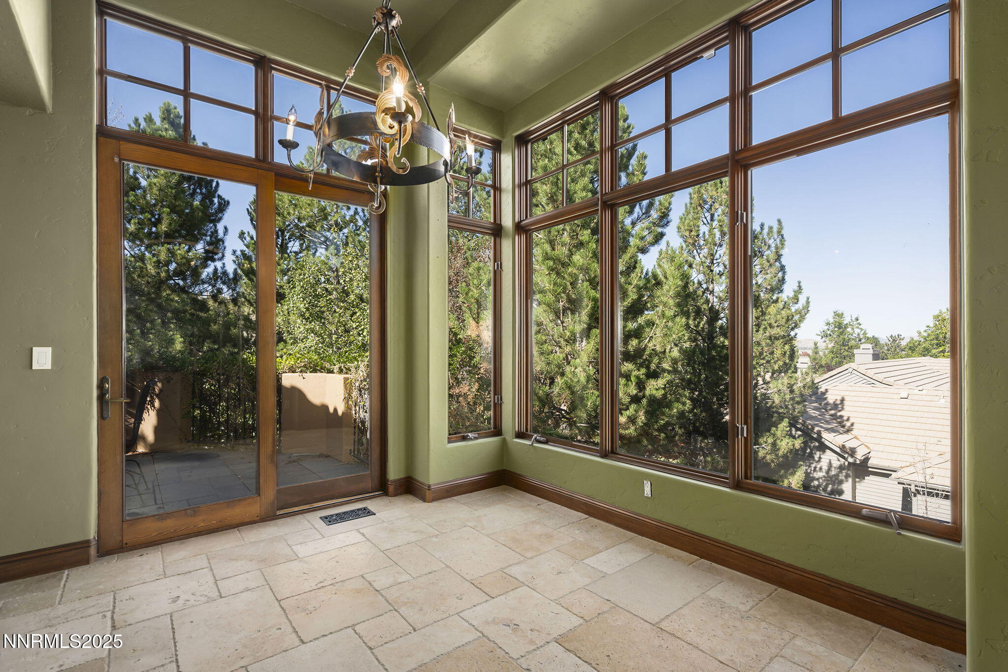 Reno, Nevada, 89519, United States, 5 Bedrooms Bedrooms, ,7 BathroomsBathrooms,Residential,Active,1963427