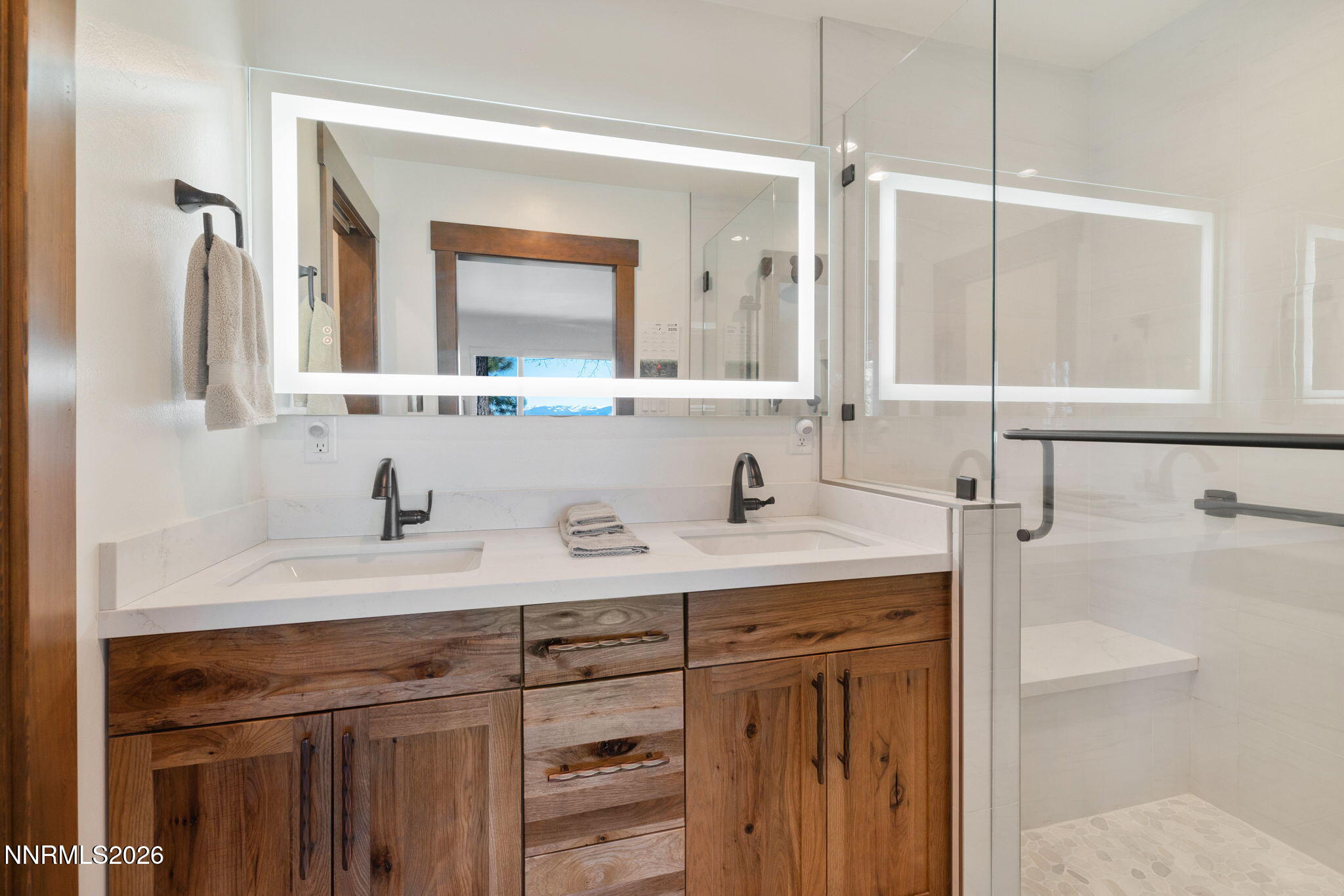 Zephyr Cove, Nevada, 89448, United States, 3 Bedrooms Bedrooms, ,2 BathroomsBathrooms,Residential,Active,2010208