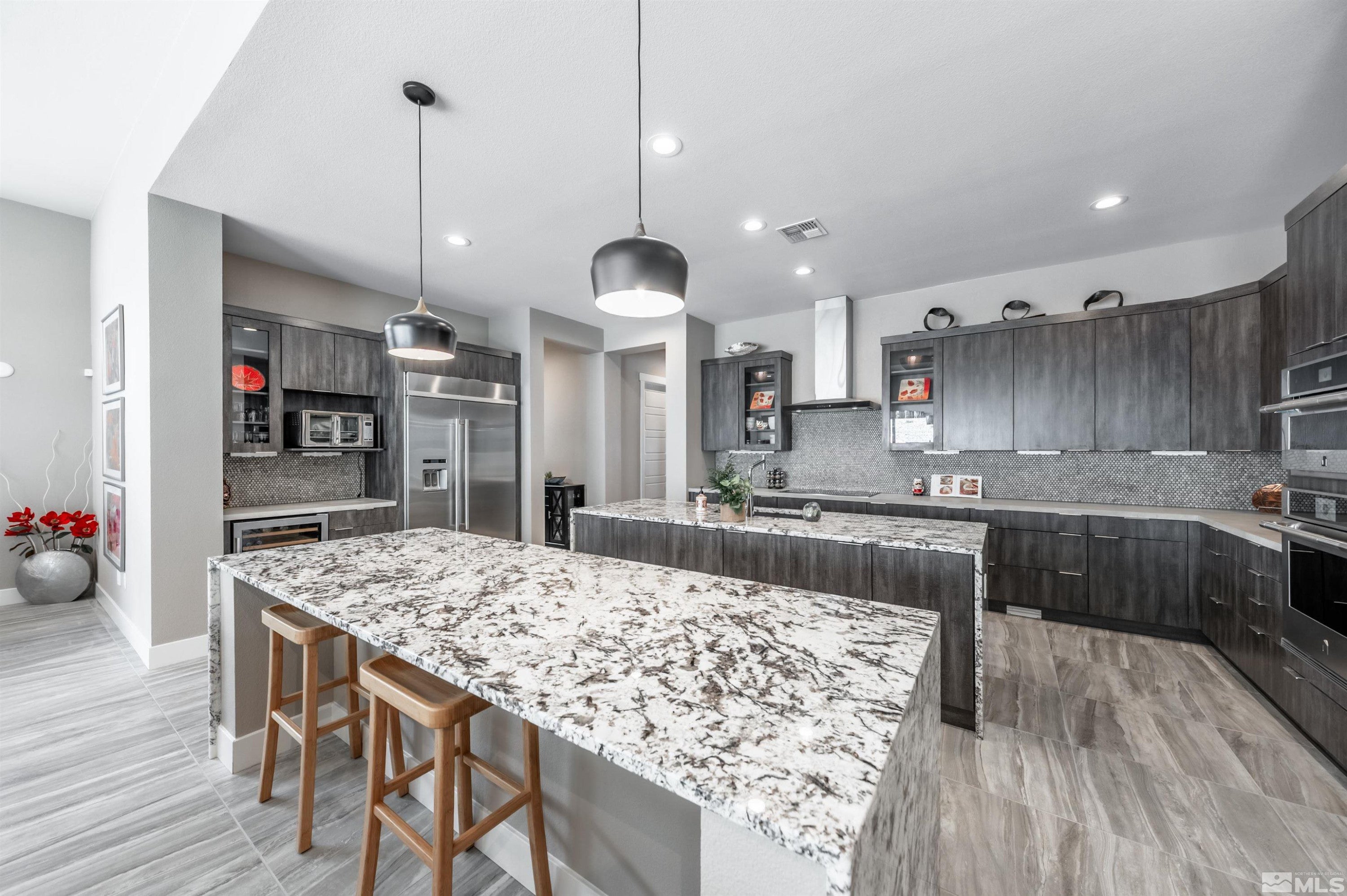 Reno, Nevada, 89521, United States, 4 Bedrooms Bedrooms, ,5 BathroomsBathrooms,Residential,Active,2007132