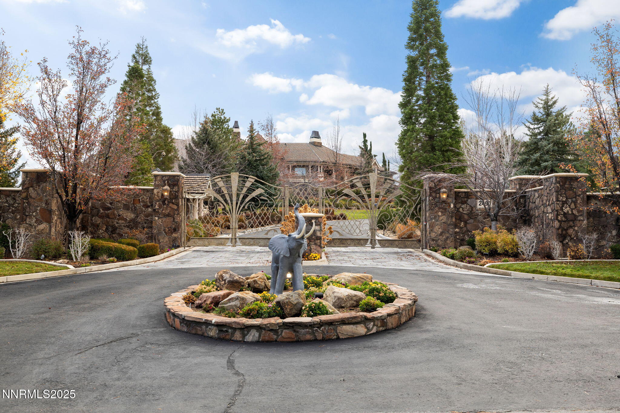 Reno, Nevada, 89509, United States, 4 Bedrooms Bedrooms, ,8 BathroomsBathrooms,Residential,Active,1997552