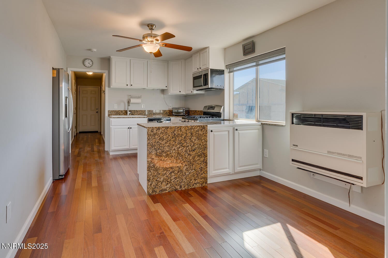 Gardnerville, Nevada, 89410, United States, 4 Bedrooms Bedrooms, ,4 BathroomsBathrooms,Residential,Active,1926664