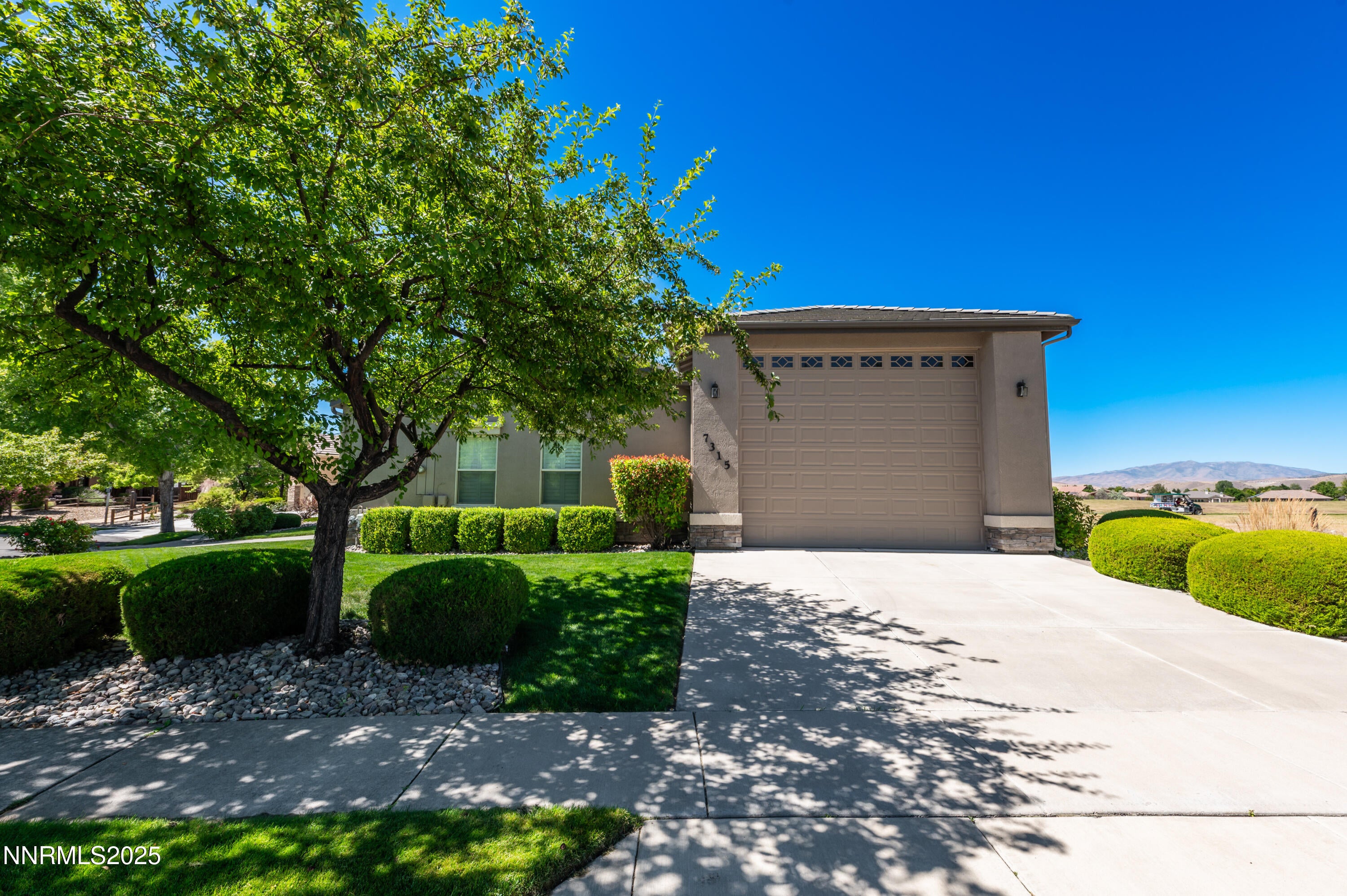 Sparks, Nevada, 89436, United States, 4 Bedrooms Bedrooms, ,4 BathroomsBathrooms,Residential,Active,1909057