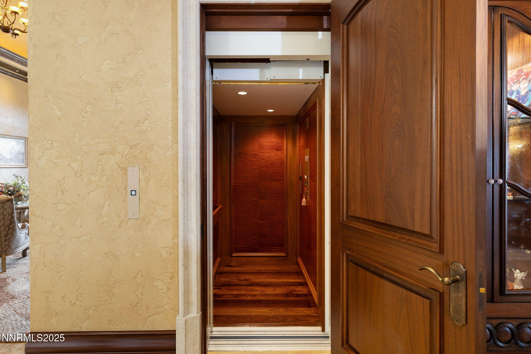 Reno, Nevada, 89509, United States, 4 Bedrooms Bedrooms, ,8 BathroomsBathrooms,Residential,Active,1997552