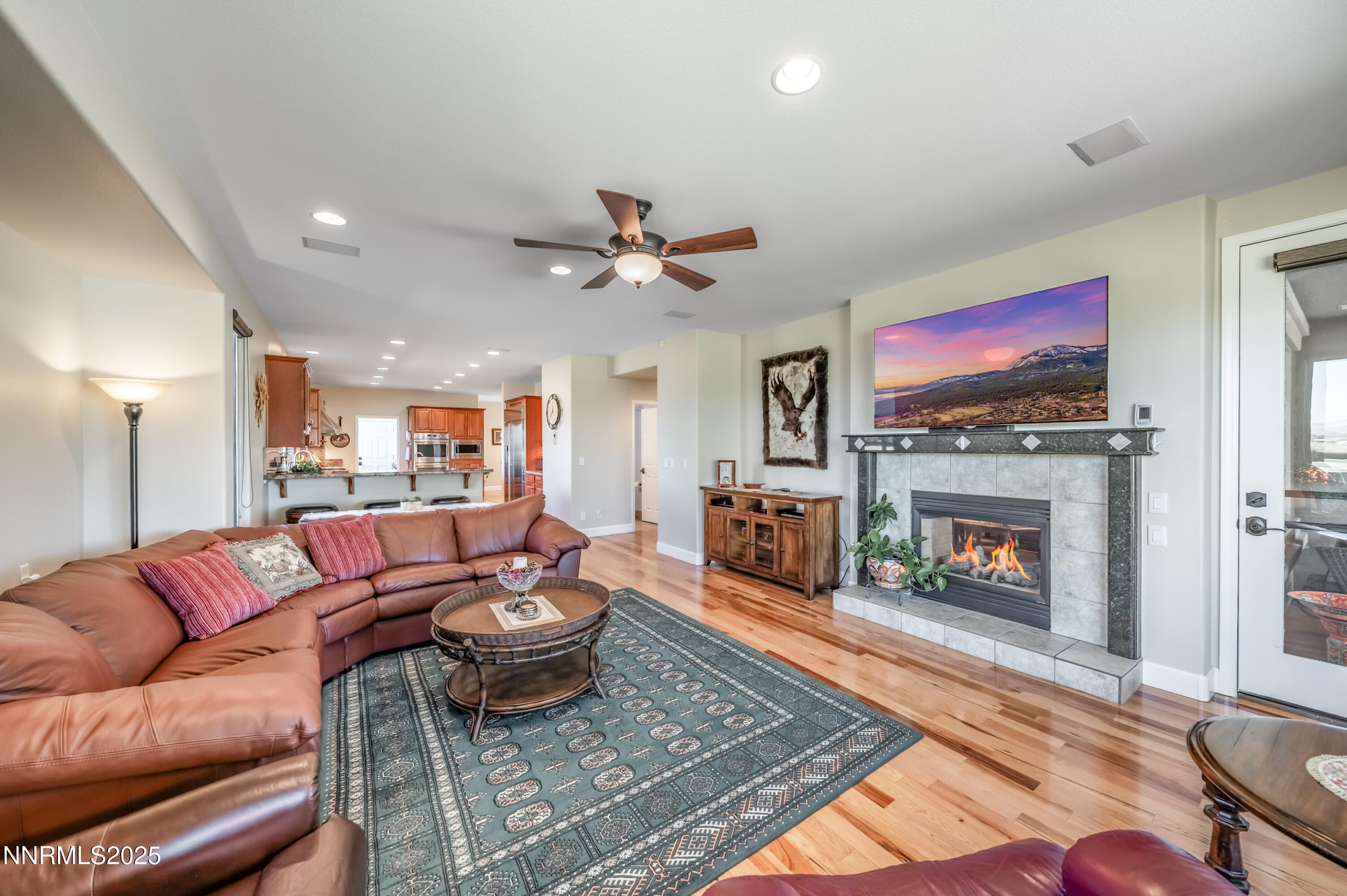 Sparks, Nevada, 89436, United States, 4 Bedrooms Bedrooms, ,4 BathroomsBathrooms,Residential,Active,1909057