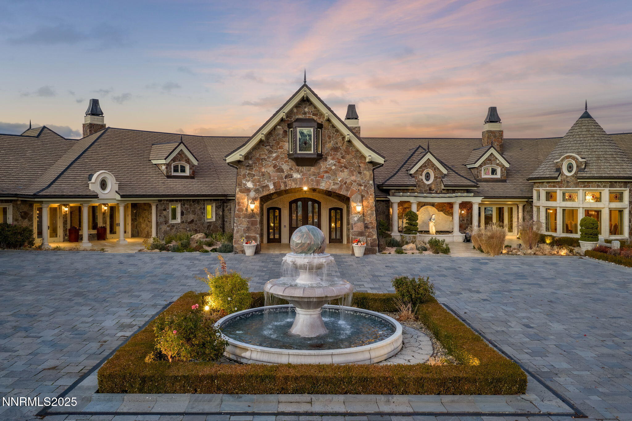 Reno, Nevada, 89509, United States, 4 Bedrooms Bedrooms, ,8 BathroomsBathrooms,Residential,Active,1997552