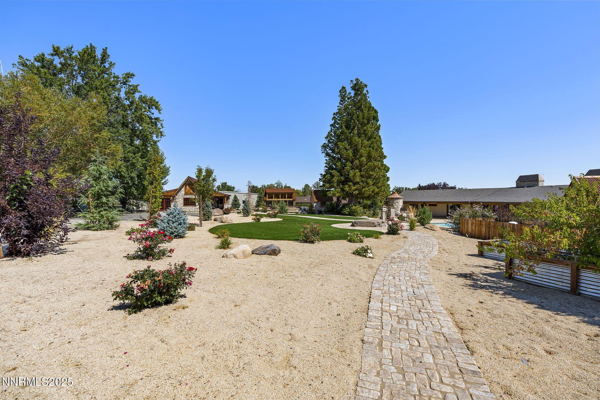 Reno, Nevada, 89511, United States, 4 Bedrooms Bedrooms, ,3 BathroomsBathrooms,Residential,Active,1929694