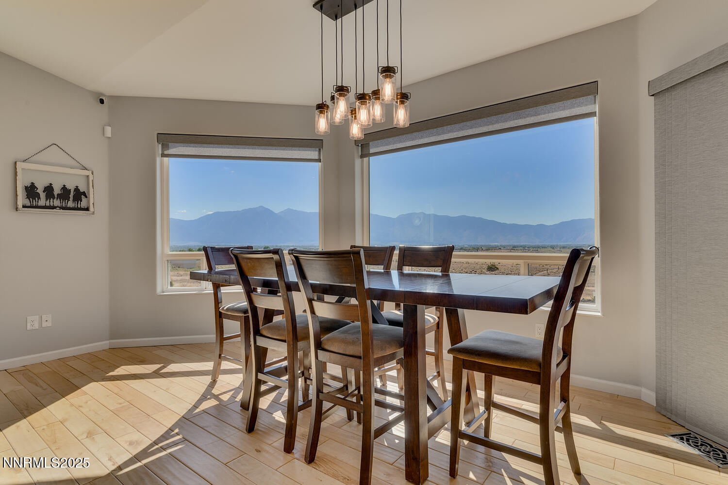 Gardnerville, Nevada, 89410, United States, 4 Bedrooms Bedrooms, ,4 BathroomsBathrooms,Residential,Active,1926664
