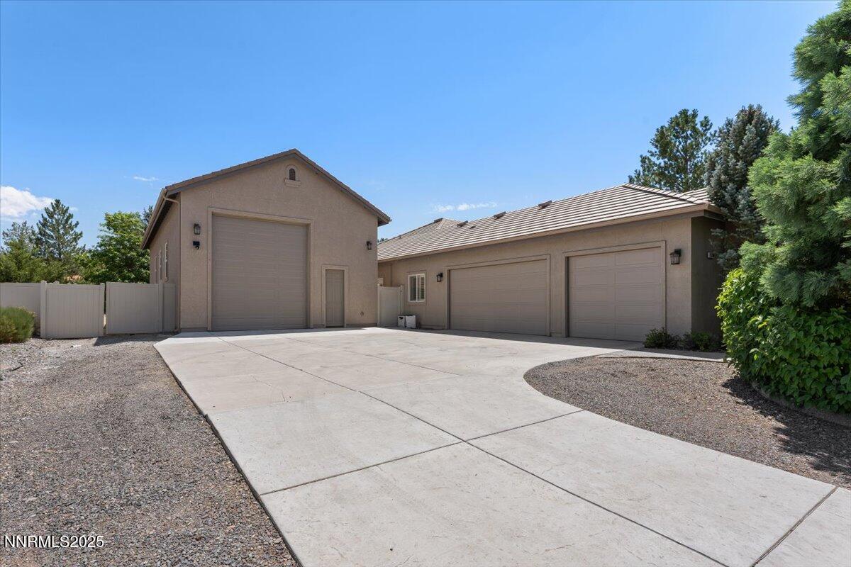 Sparks, Nevada, 89441, United States, 5 Bedrooms Bedrooms, ,4 BathroomsBathrooms,Residential,Active,1904747