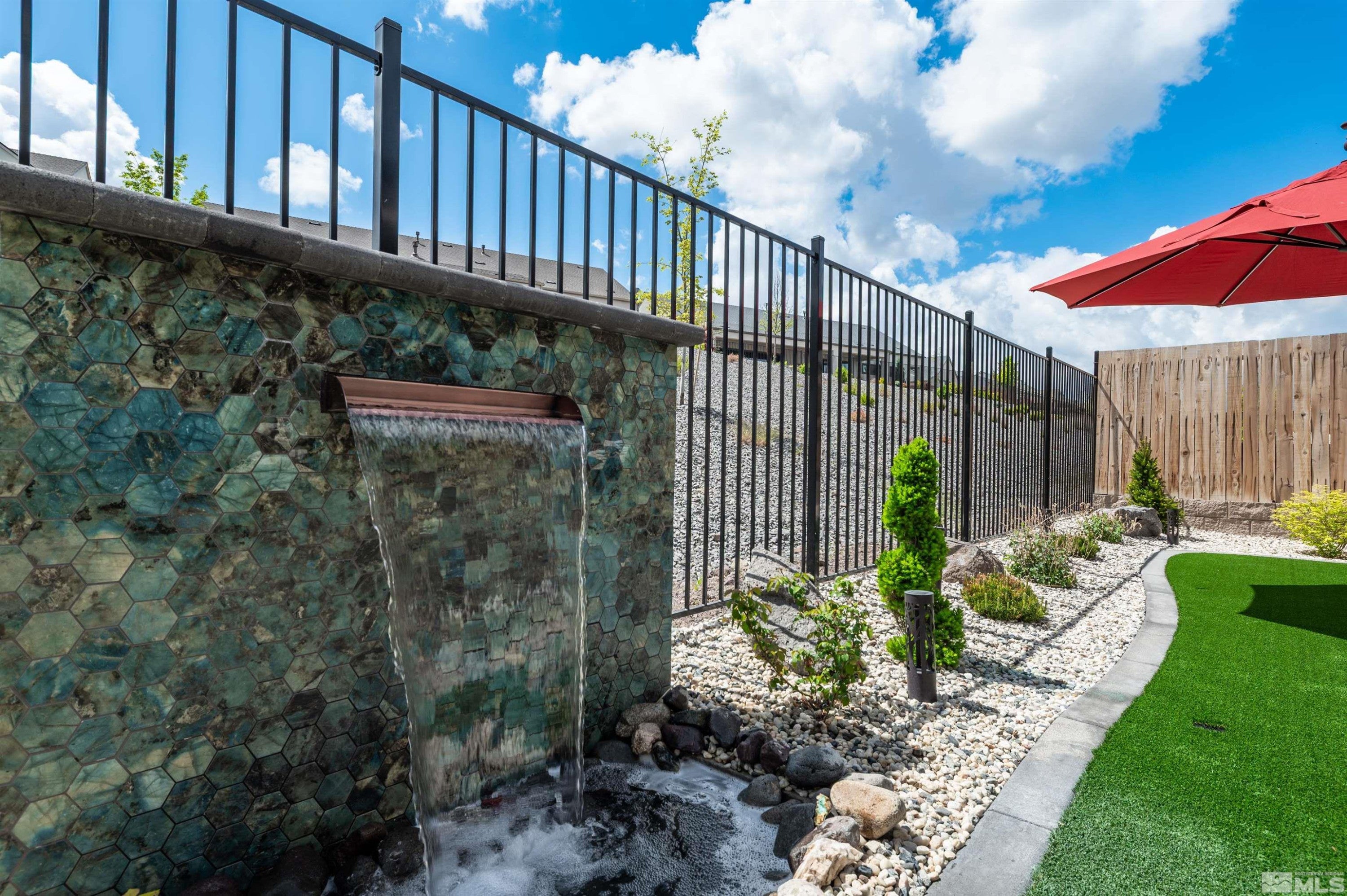 Reno, Nevada, 89521, United States, 4 Bedrooms Bedrooms, ,5 BathroomsBathrooms,Residential,Active,2007132