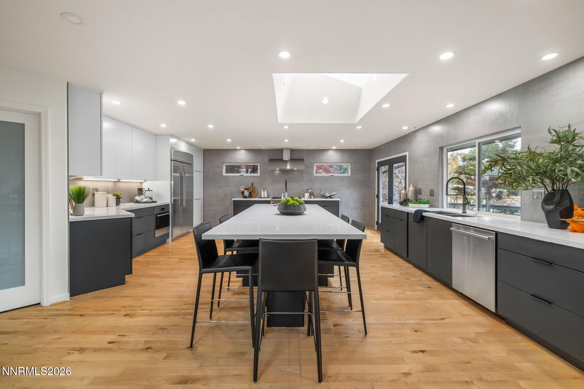 Reno, Nevada, 89519, United States, 4 Bedrooms Bedrooms, ,4 BathroomsBathrooms,Residential,Active,1952499