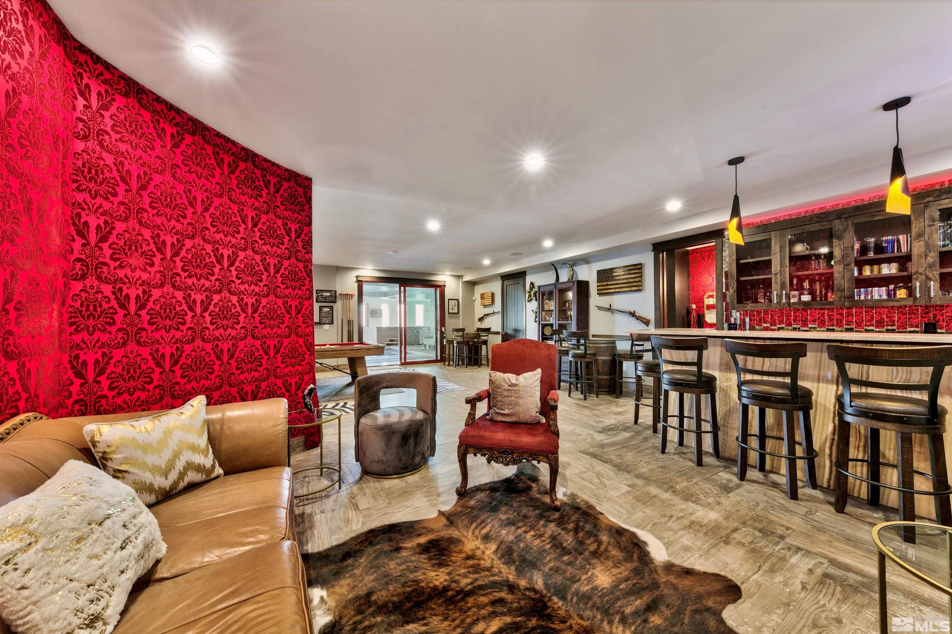 Gardnerville, Nevada, 89460, United States, ,8 BathroomsBathrooms,Residential,Active,1806576