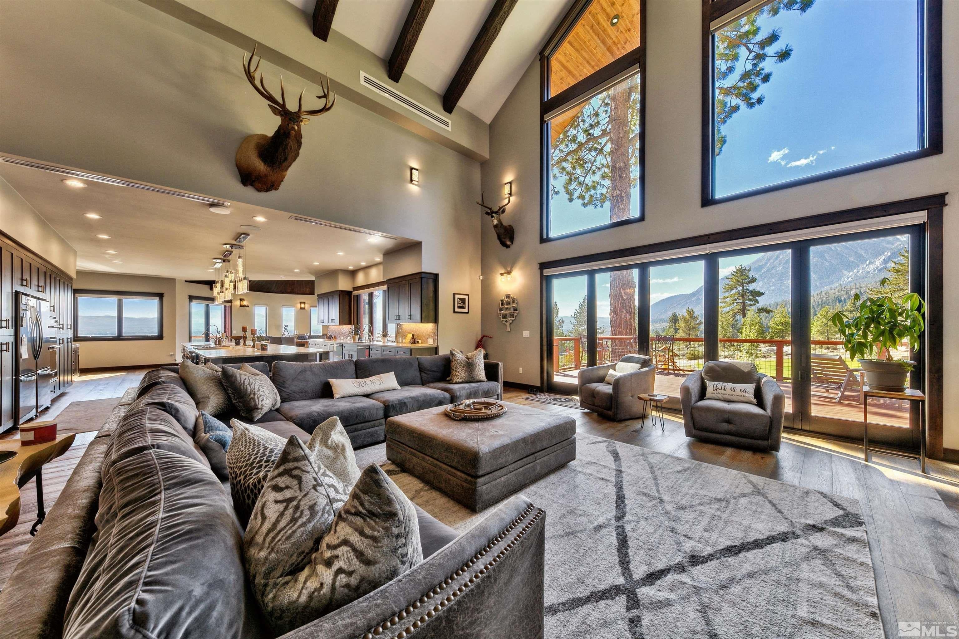 Gardnerville, Nevada, 89460, United States, ,8 BathroomsBathrooms,Residential,Active,1806576