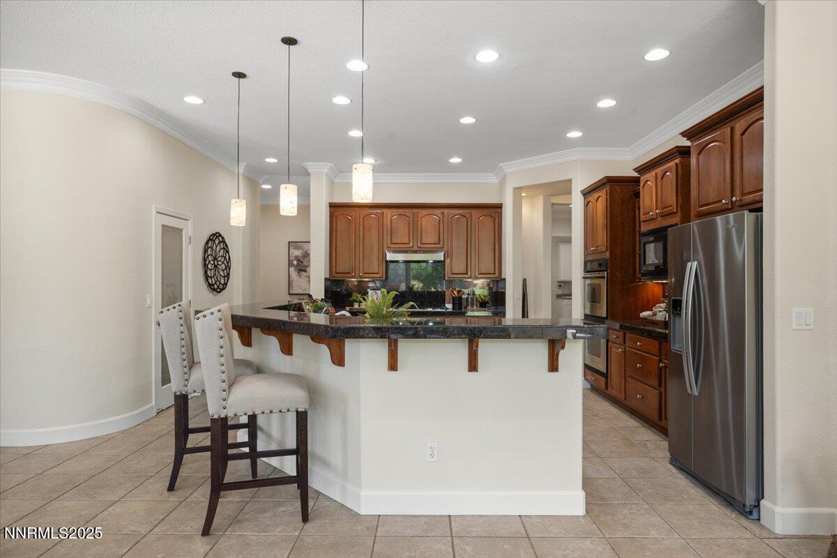 Sparks, Nevada, 89441, United States, 5 Bedrooms Bedrooms, ,4 BathroomsBathrooms,Residential,Active,1904747