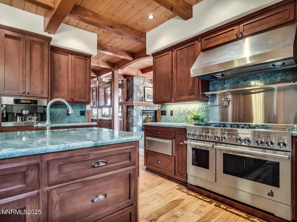 Gardnerville, Nevada, 89460, United States, 5 Bedrooms Bedrooms, ,7 BathroomsBathrooms,Residential,Active,1941107