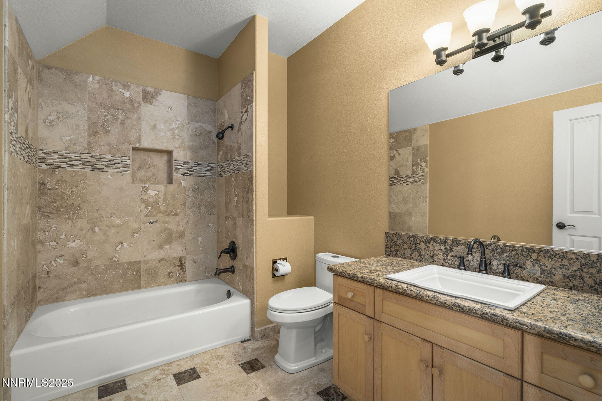 Reno, Nevada, 89521, United States, 6 Bedrooms Bedrooms, ,8 BathroomsBathrooms,Residential,Active,1945344