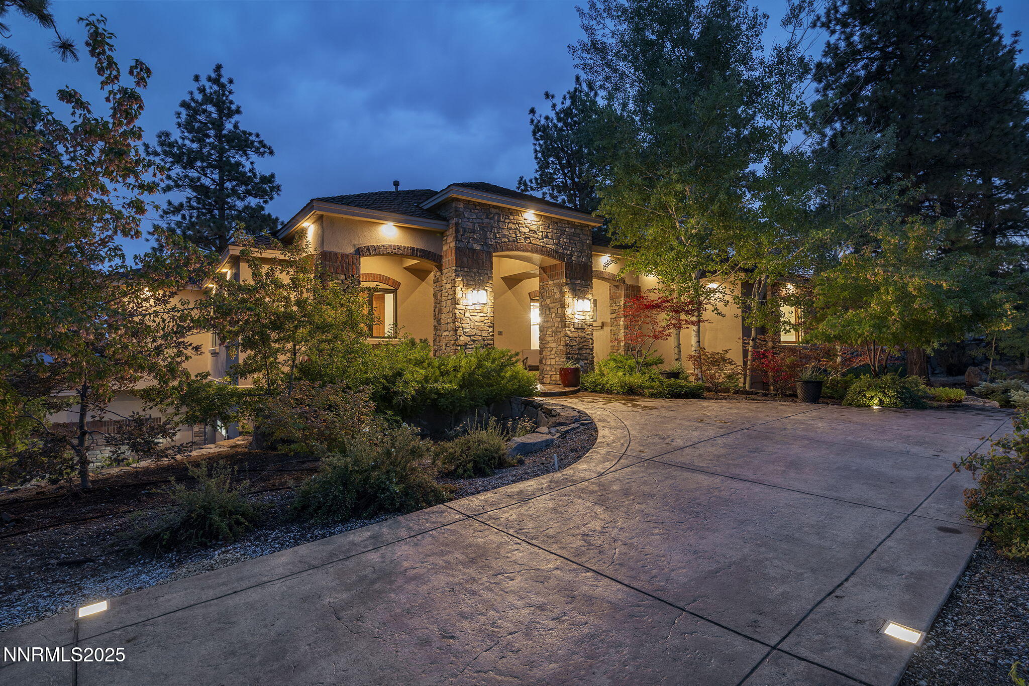 Reno, Nevada, 89511, United States, 4 Bedrooms Bedrooms, ,5 BathroomsBathrooms,Residential,Active,1929458