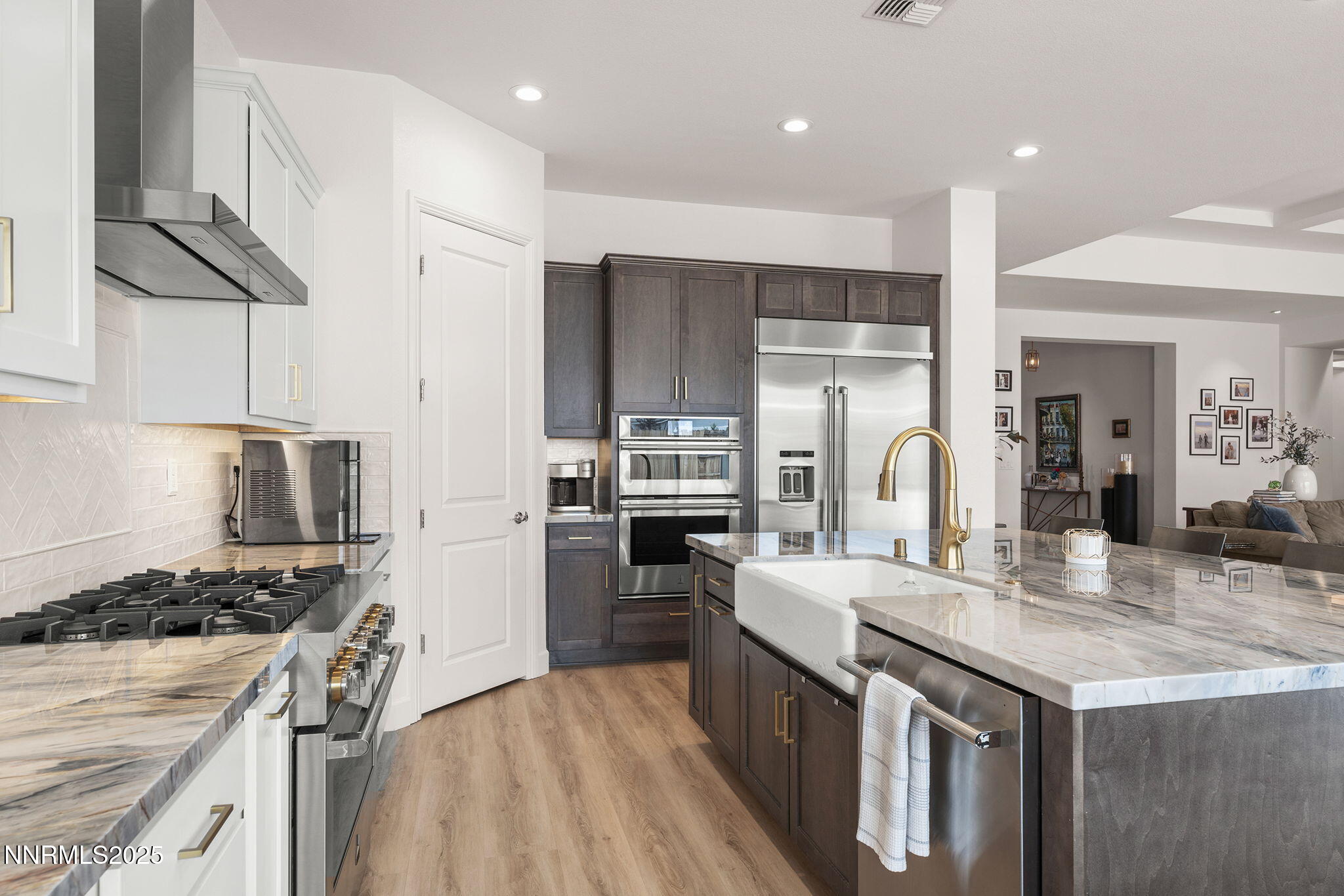 Reno, Nevada, 89521, United States, 4 Bedrooms Bedrooms, ,5 BathroomsBathrooms,Residential,Active,1902936