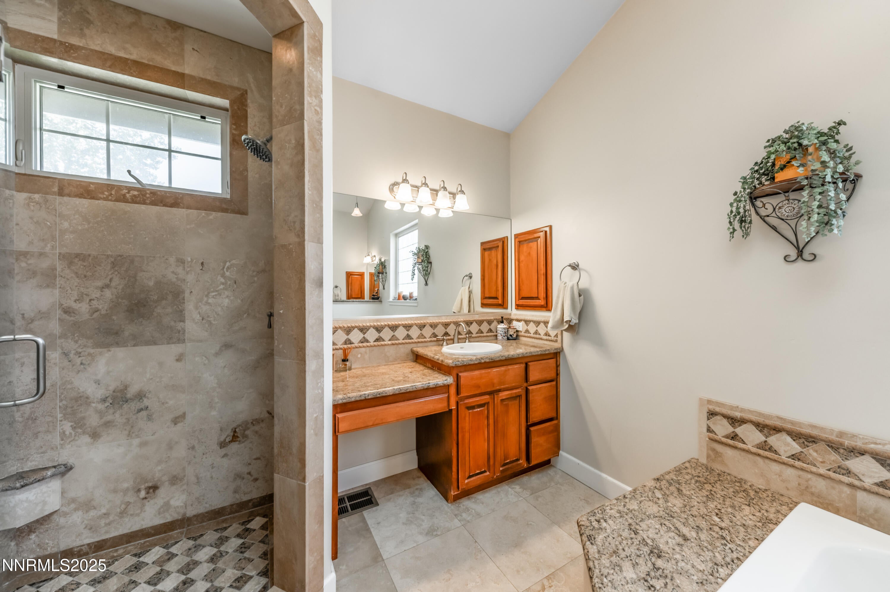 Minden, Nevada, 89423, United States, 4 Bedrooms Bedrooms, ,3 BathroomsBathrooms,Residential,Active,1987210