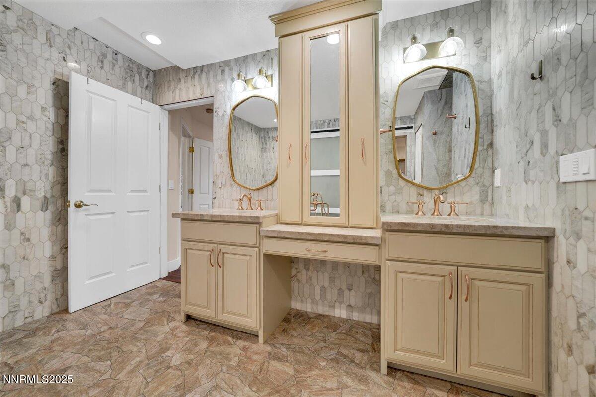 Stateline, Nevada, 89449, United States, 4 Bedrooms Bedrooms, ,4 BathroomsBathrooms,Residential,Active,1972198